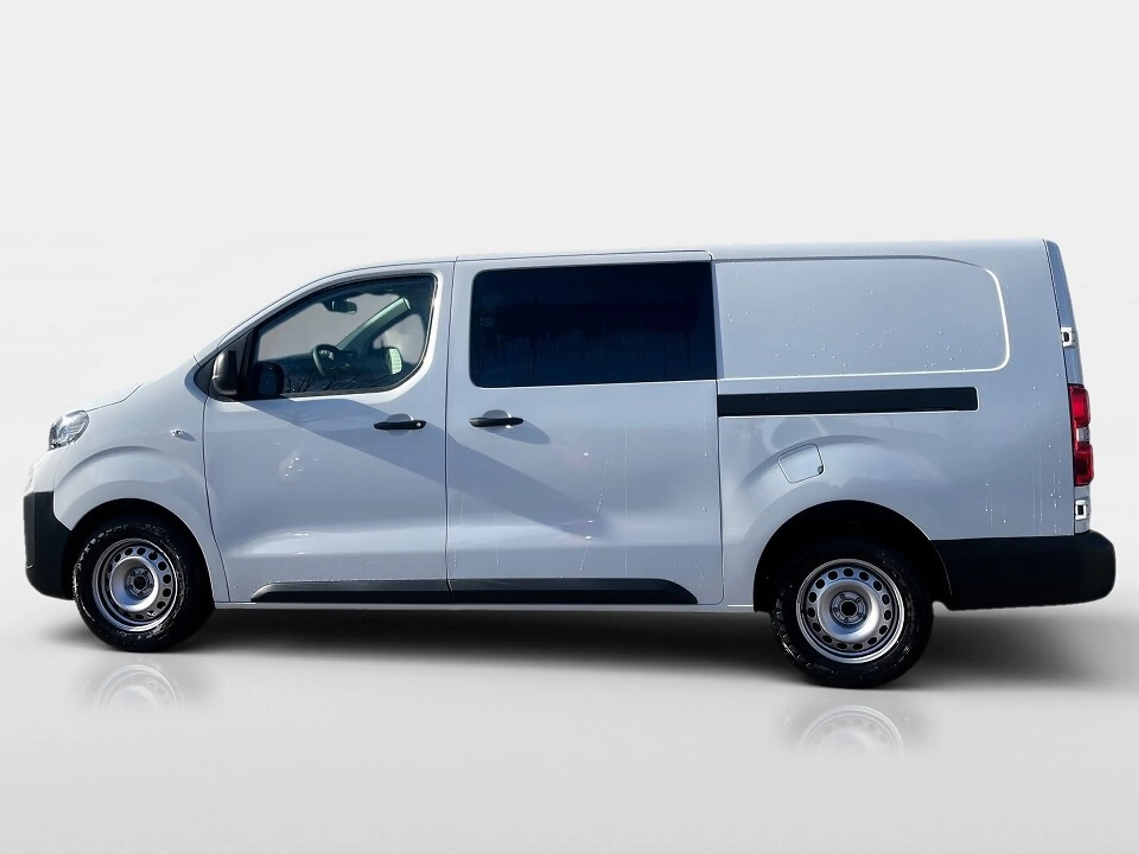 Fiat Scudo MY25 DoKa XL BlueHDi 145 S&S 6Gang — photo 6