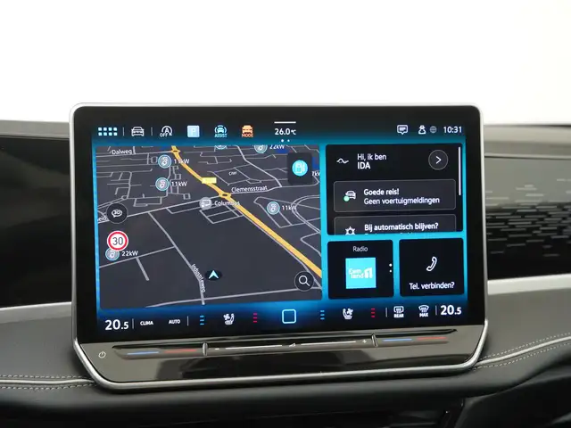 Volkswagen Passat view 14
