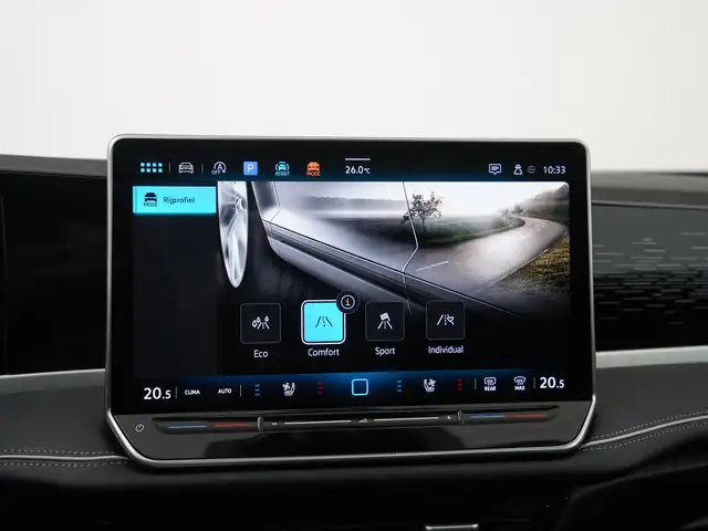 Volkswagen Passat view 22