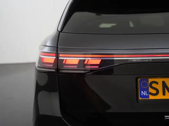 Volkswagen Passat view 30