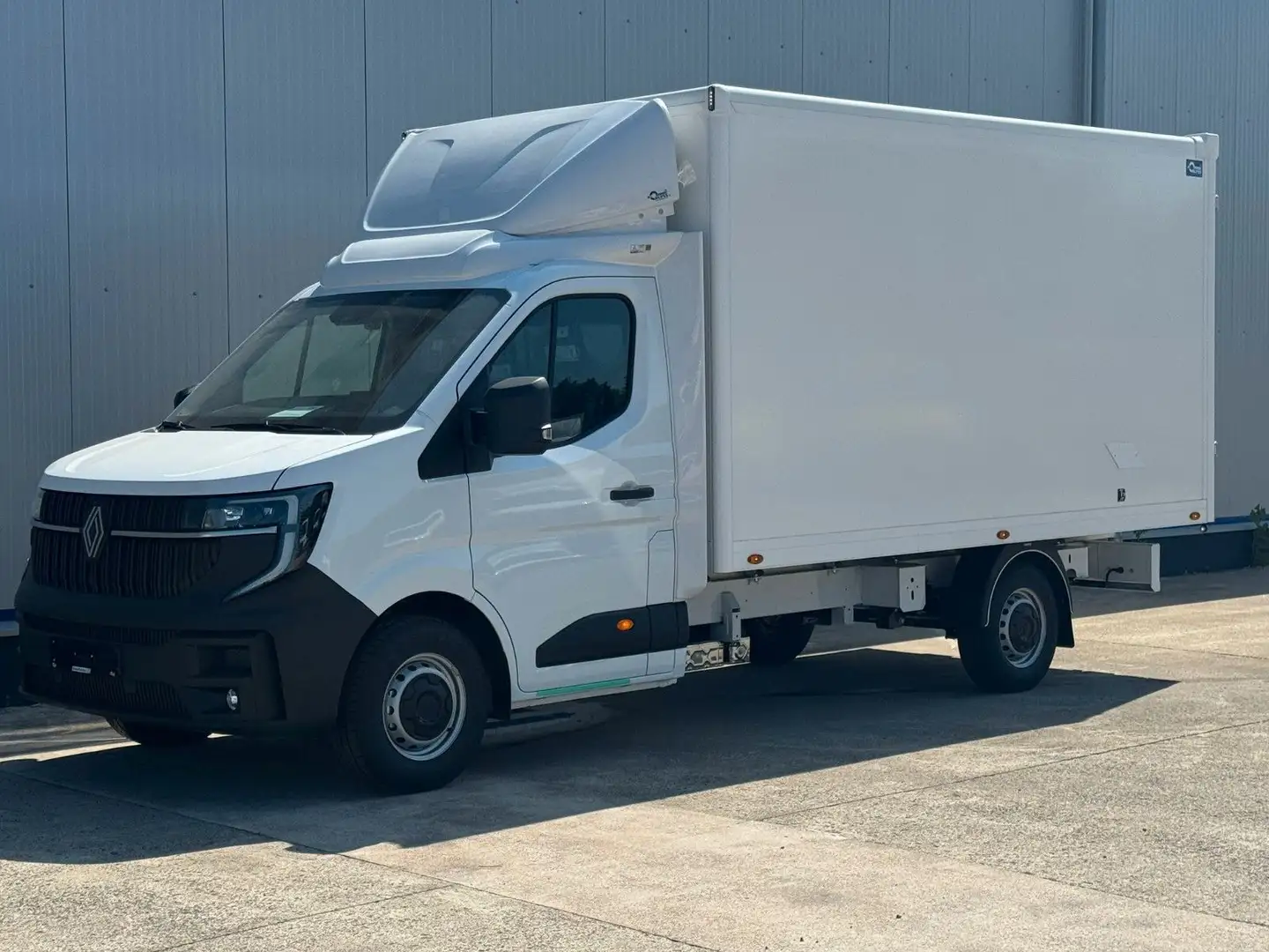 Renault Master Koffer 410x210x230cm Weiß - 1