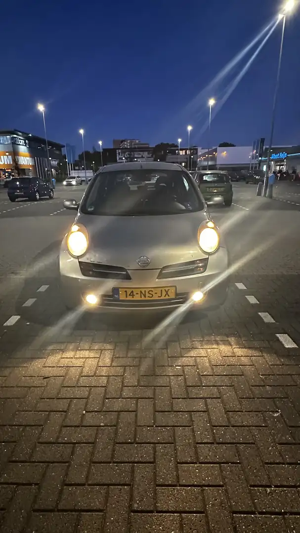 Nissan Primera Bronz - 1