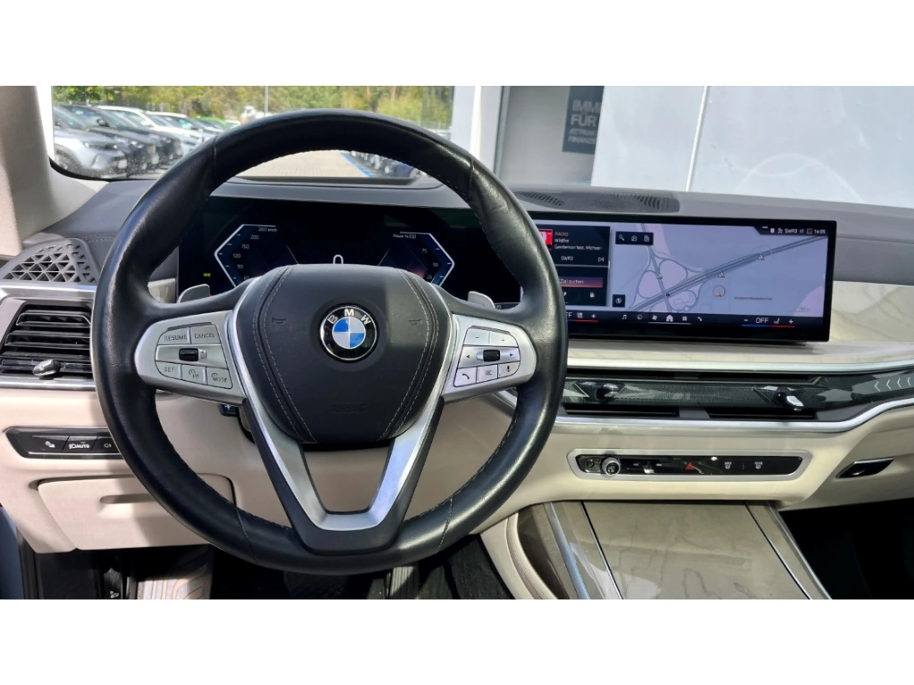 BMW X7 xDrive 40dA Luftfederung AD Niveau StandHZG AHK-kl — photo 9