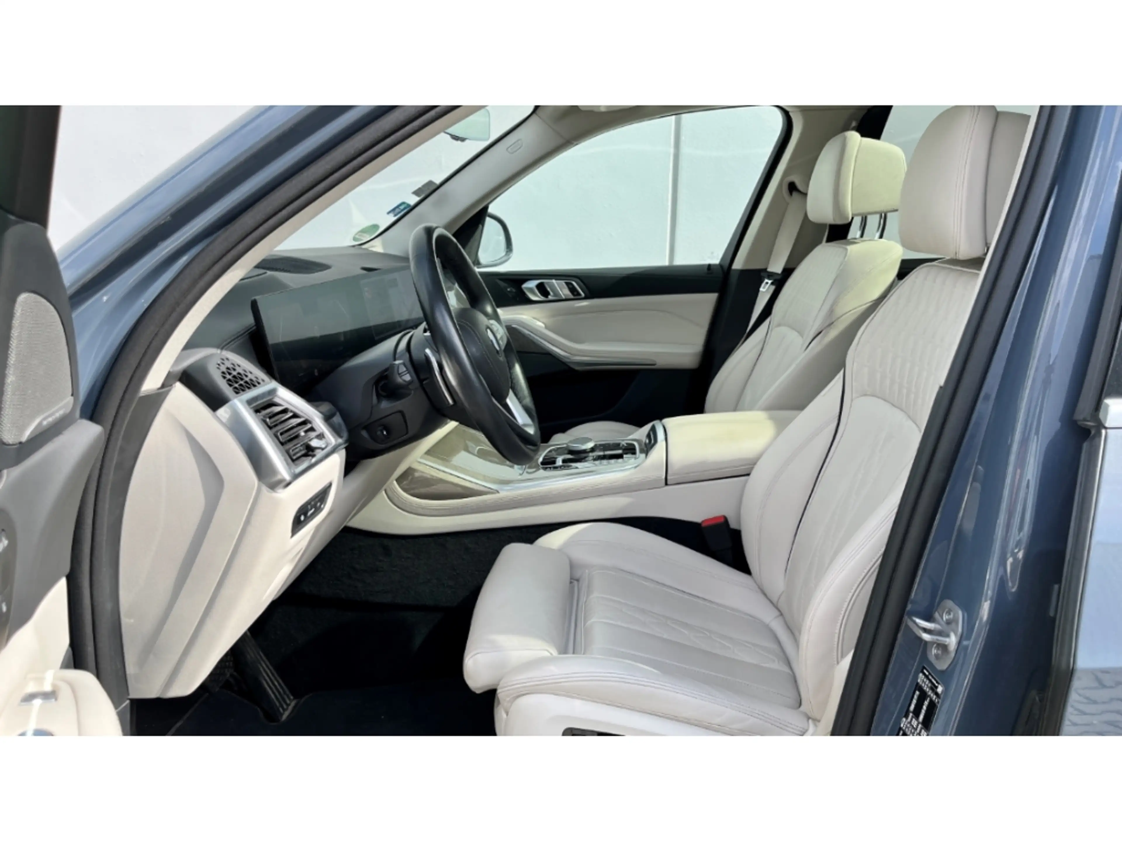 BMW X7 xDrive 40dA Luftfederung AD Niveau StandHZG AHK-kl — photo 11