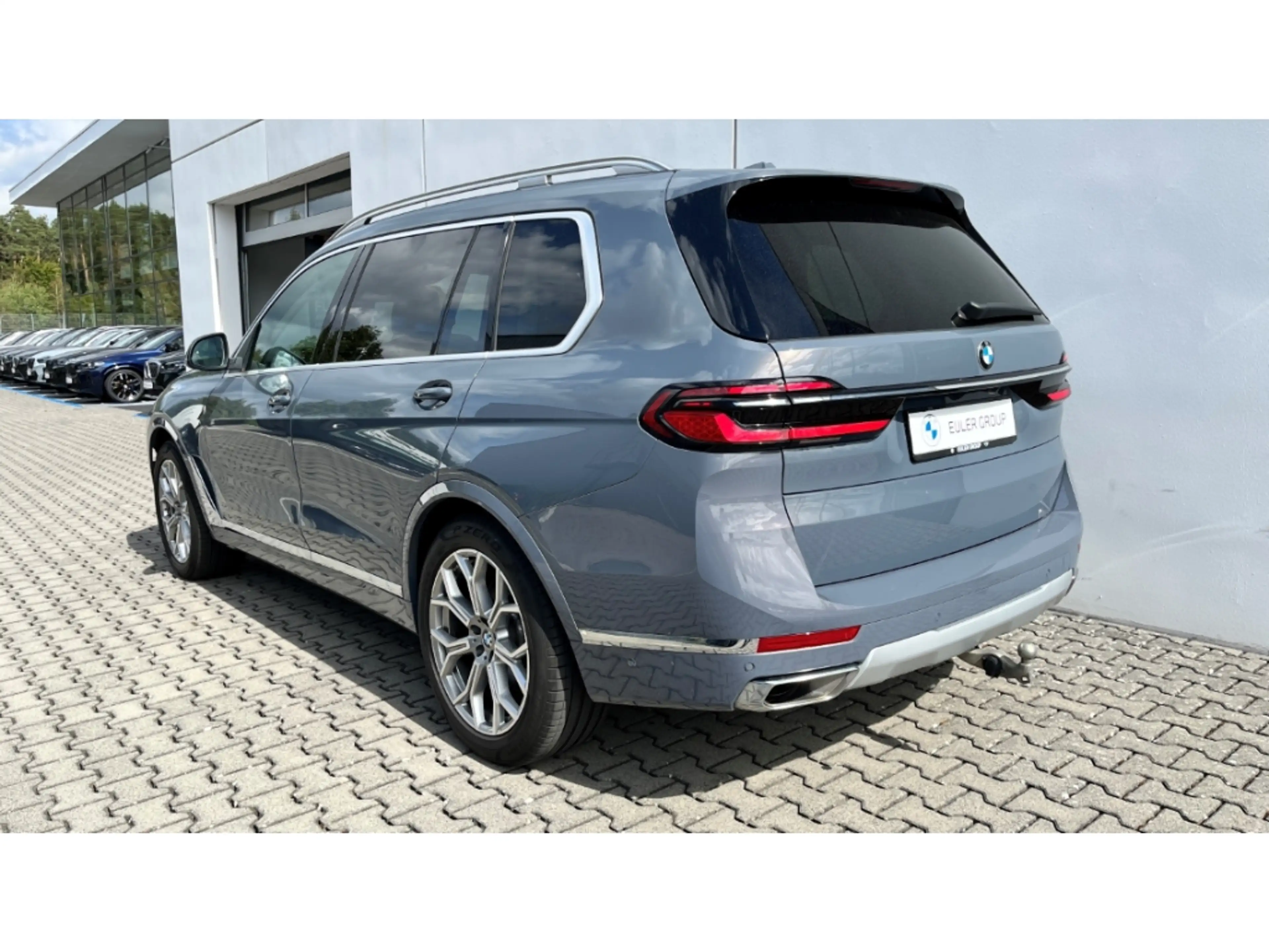 BMW X7 xDrive 40dA Luftfederung AD Niveau StandHZG AHK-kl — photo 4