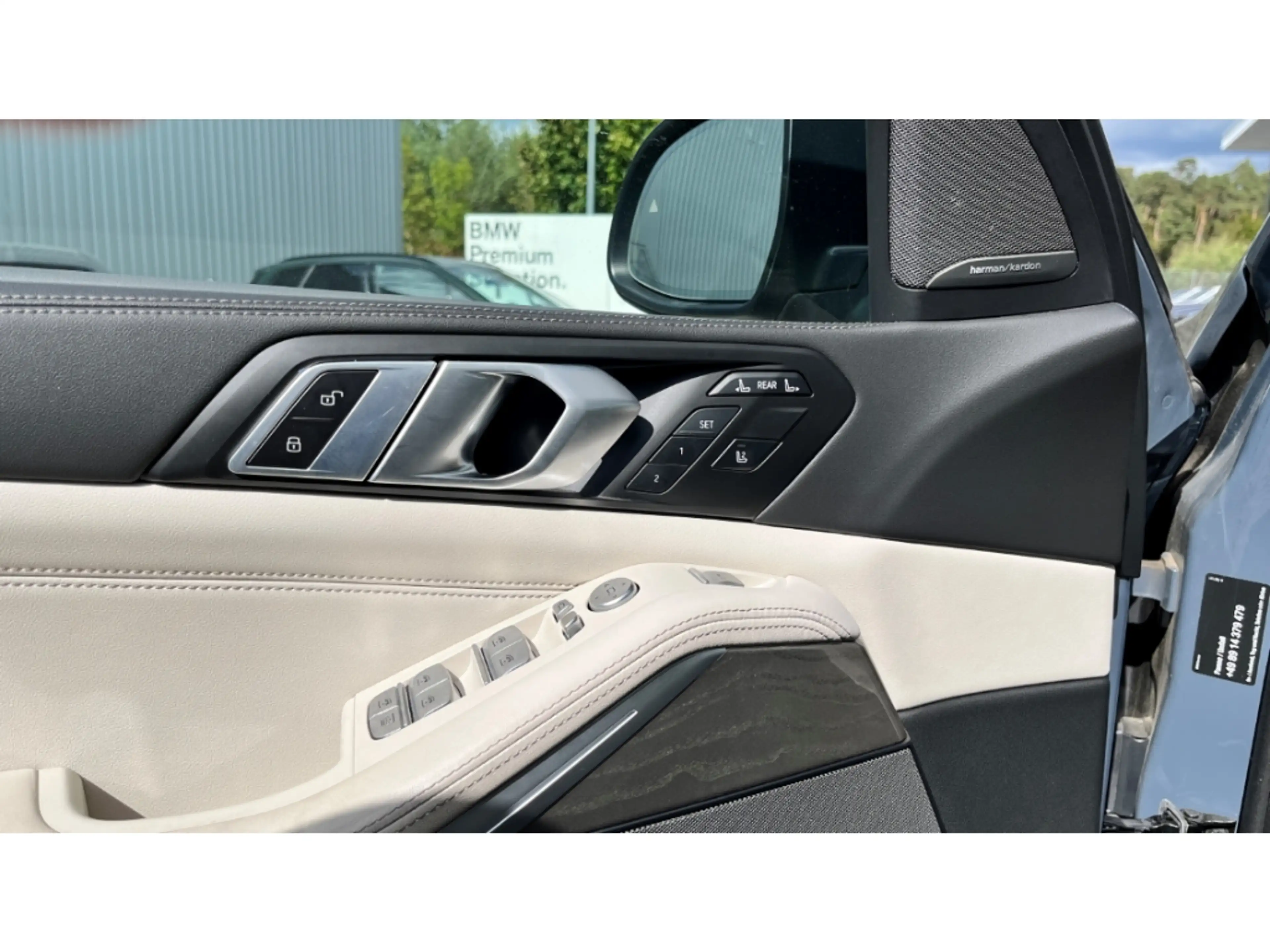 BMW X7 xDrive 40dA Luftfederung AD Niveau StandHZG AHK-kl — photo 14