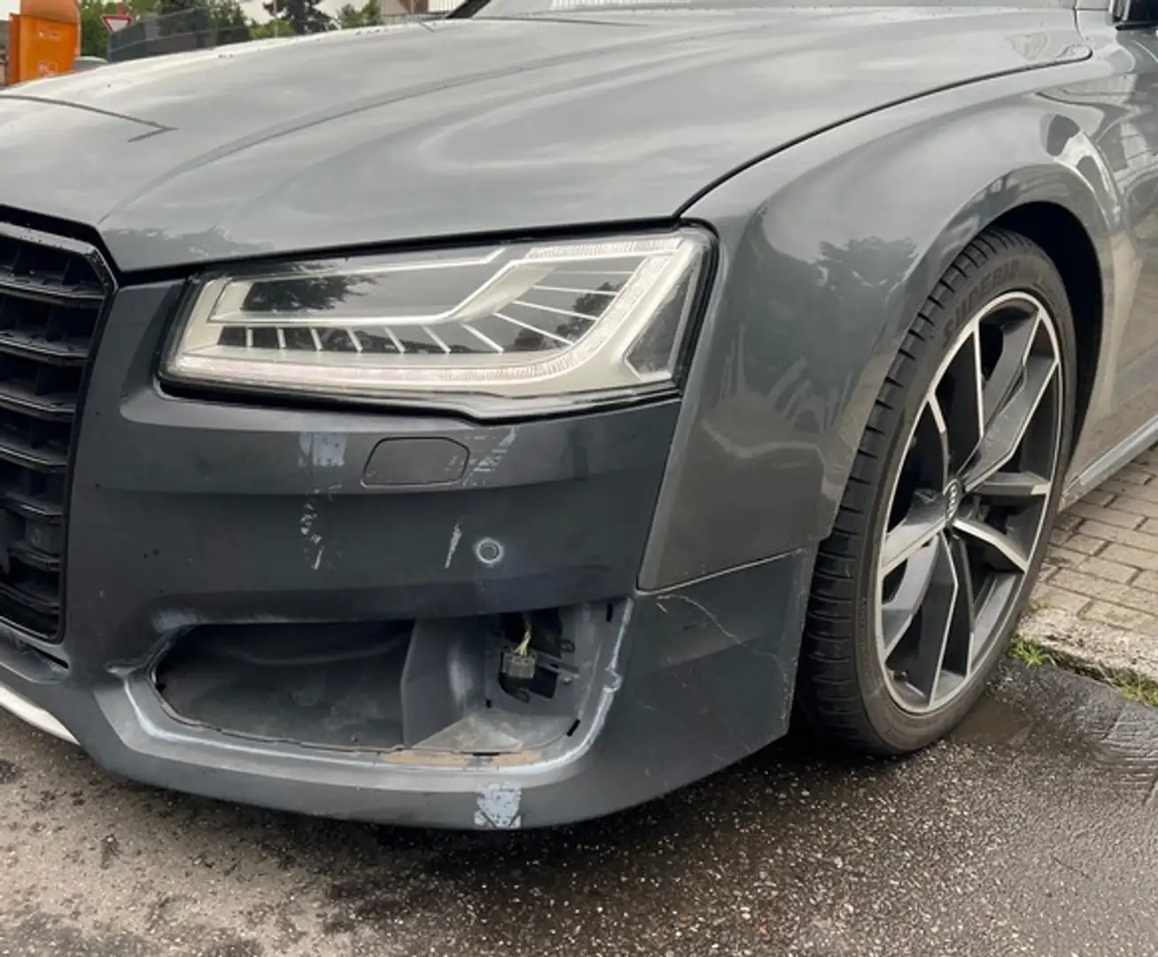 Audi S8 Plus 4.0 TFSI QUT*MATRIX*GSD*ACC*360*TOT Grau - 2