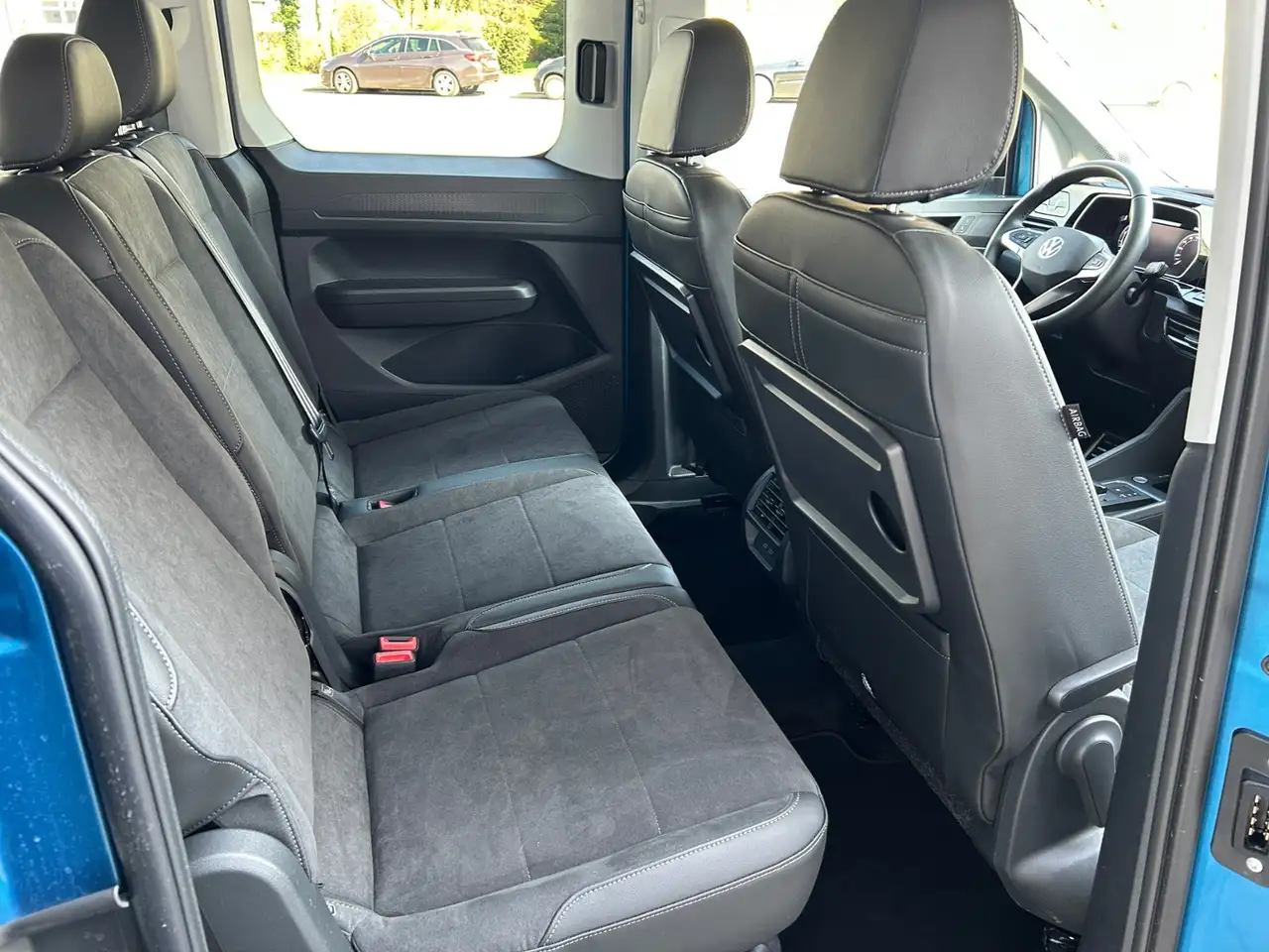 Volkswagen Caddy Style 1.5 TSI DSG Navi,Vorb.AHK,ACC,SHZ,PDC,LED,S 12