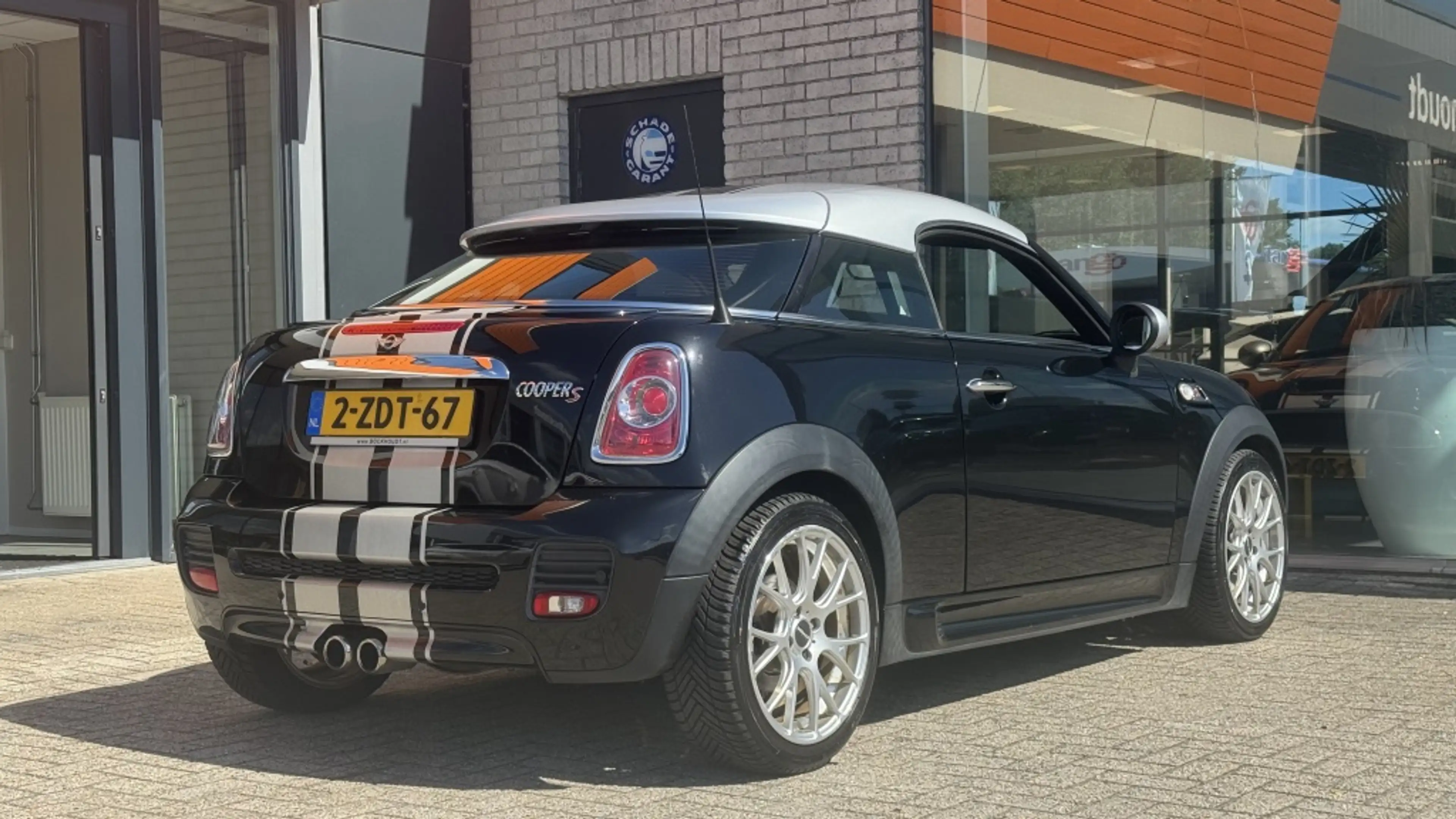 MINI Cooper S Coupe 1.6 Chili | Airco | Cruise | 17" LMV — photo 4