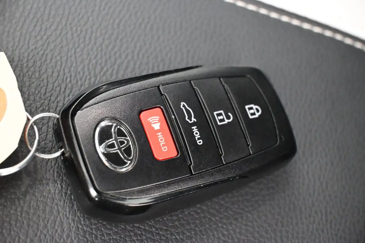 Toyota Camry снимка Toyota Camry