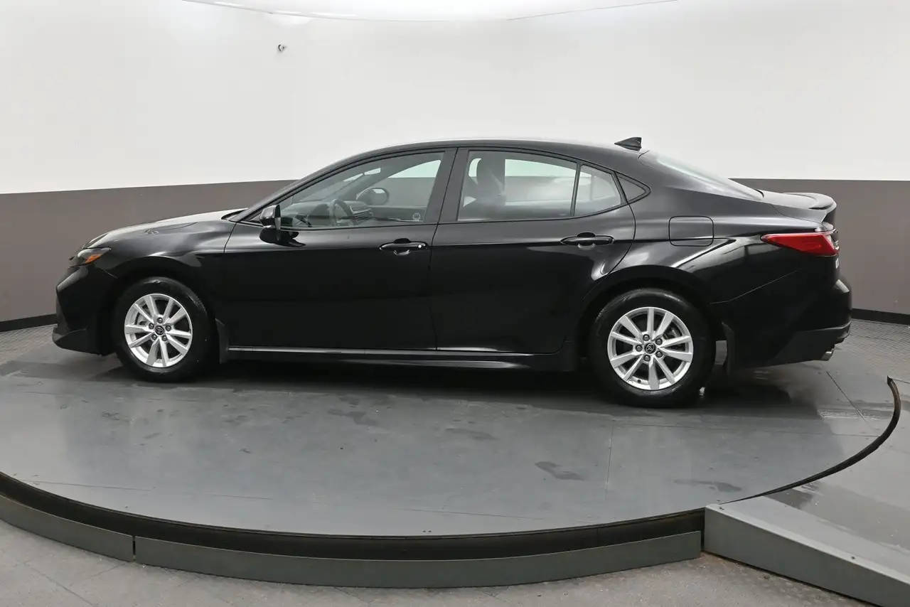 Toyota Camry снимка Toyota Camry