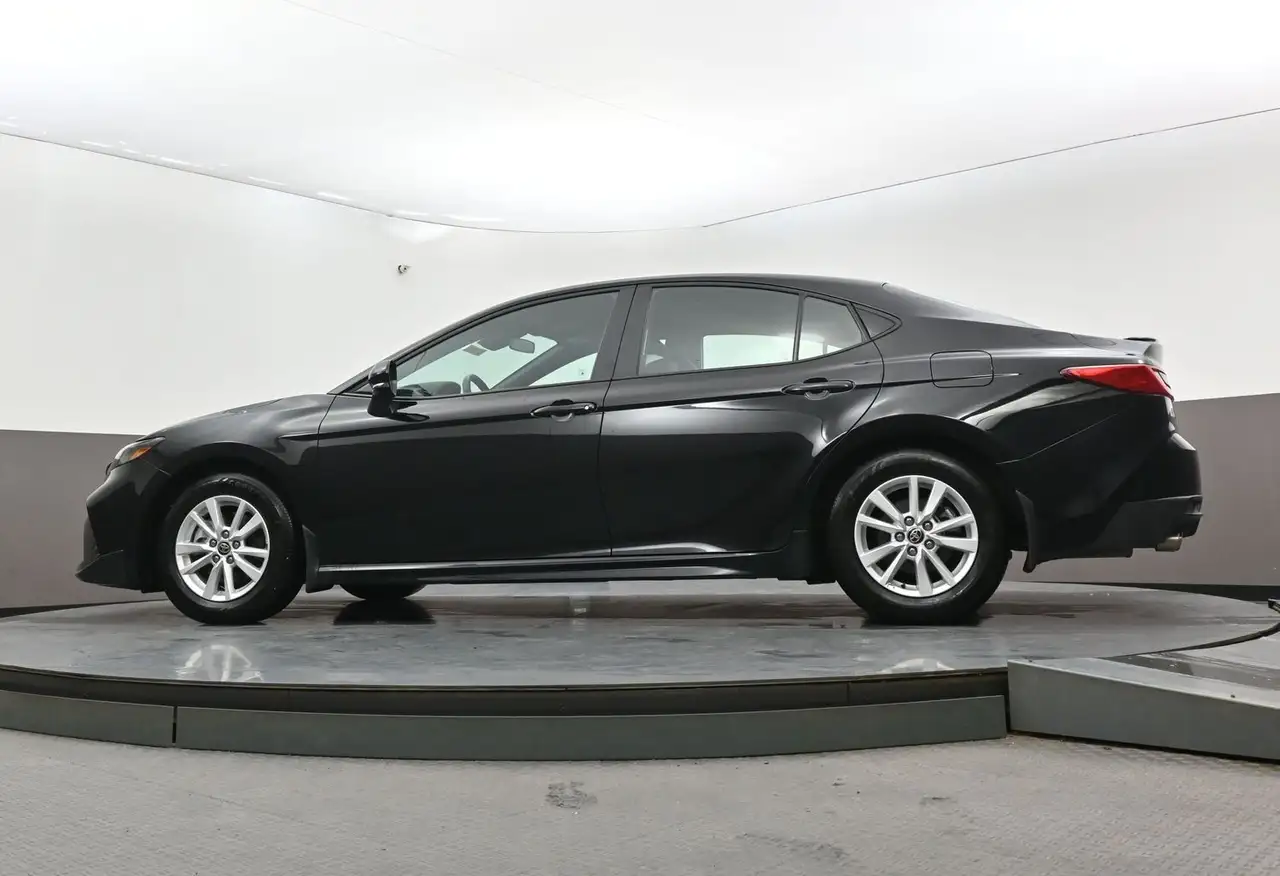 Toyota Camry снимка Toyota Camry
