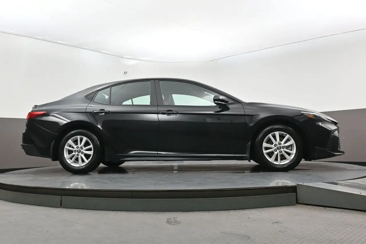 Toyota Camry снимка Toyota Camry