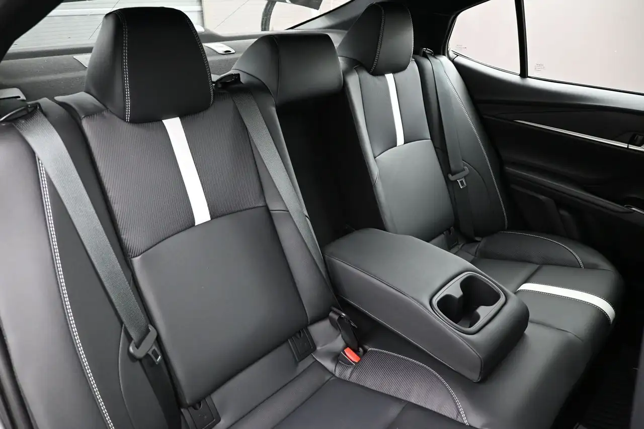 Toyota Camry снимка Toyota Camry
