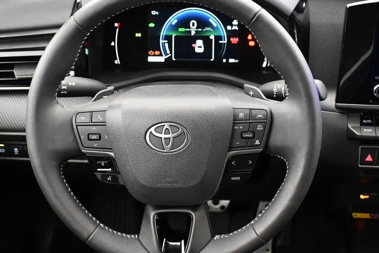 Toyota Camry снимка Toyota Camry