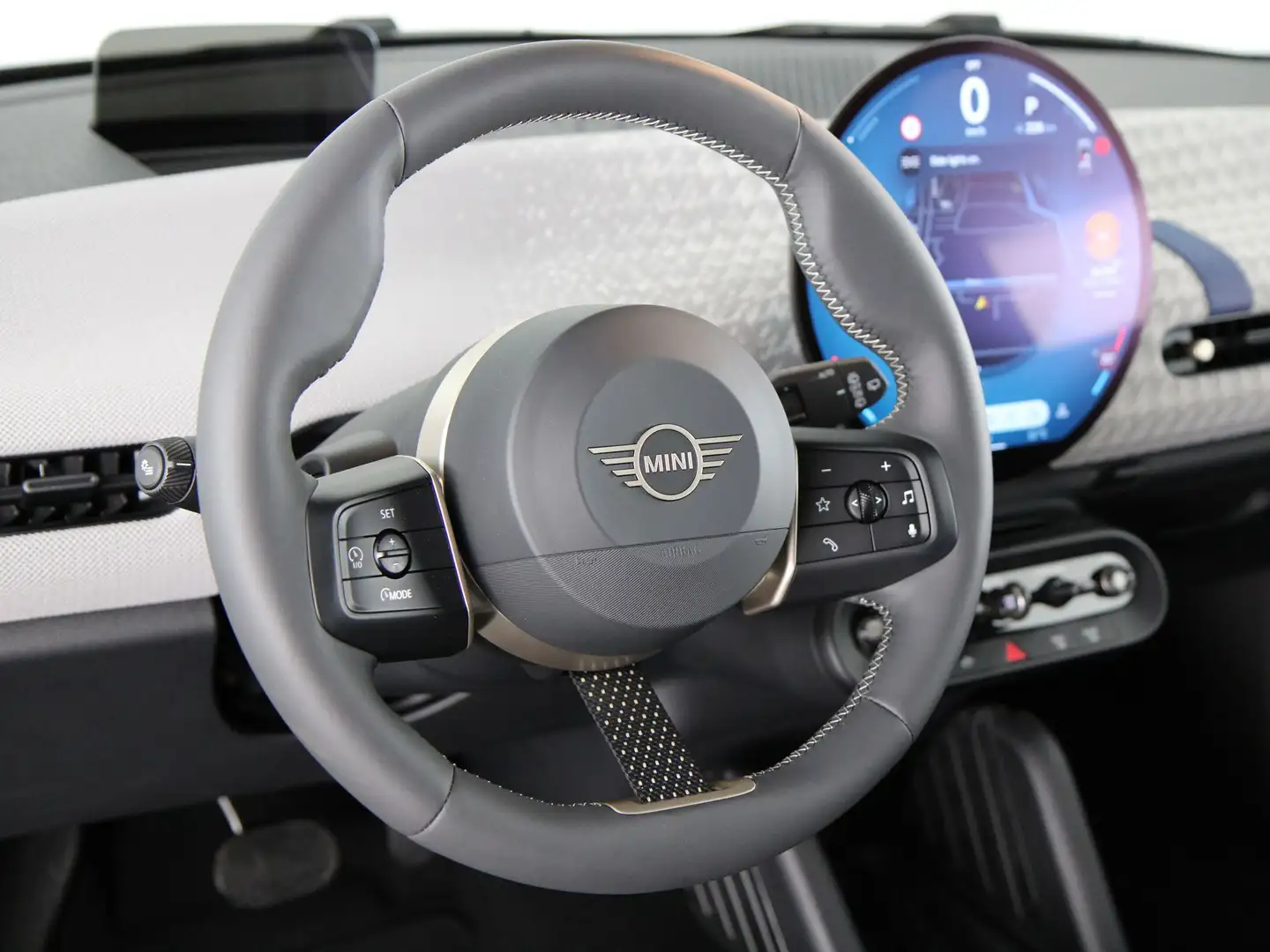 MINI Cooper E Favoured Pakket M Zwart - 2