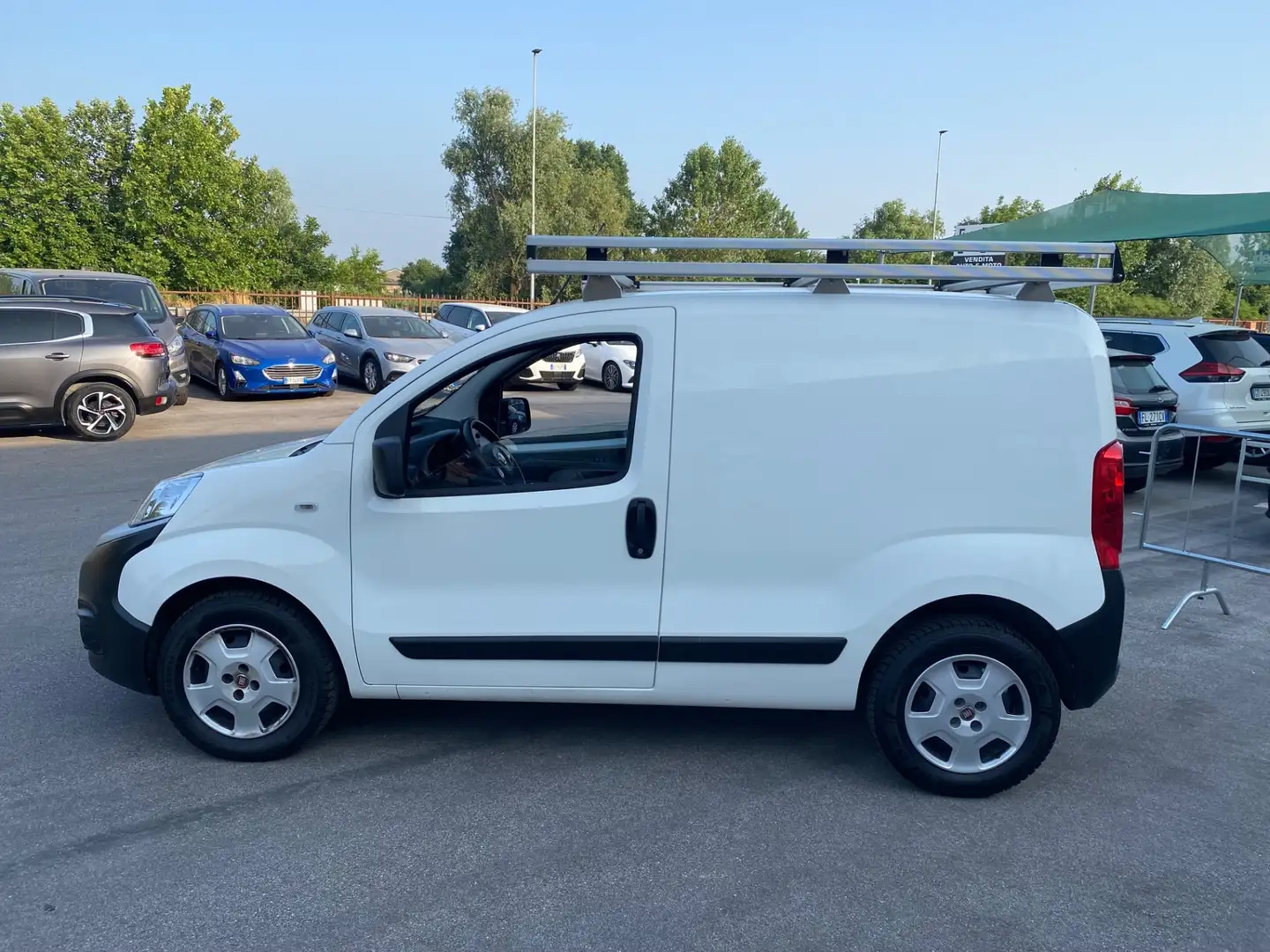 Fiat Fiorino 1.3 MJT 95CV Cargo SX Blanc - 2