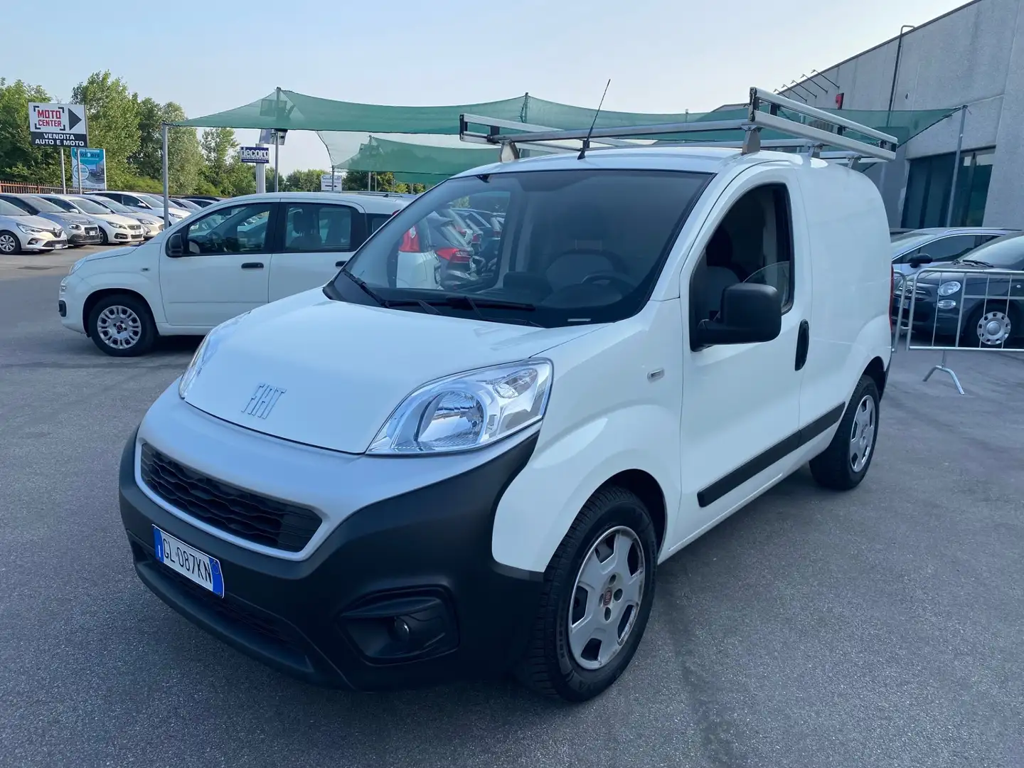Fiat Fiorino 1.3 MJT 95CV Cargo SX Blanc - 1