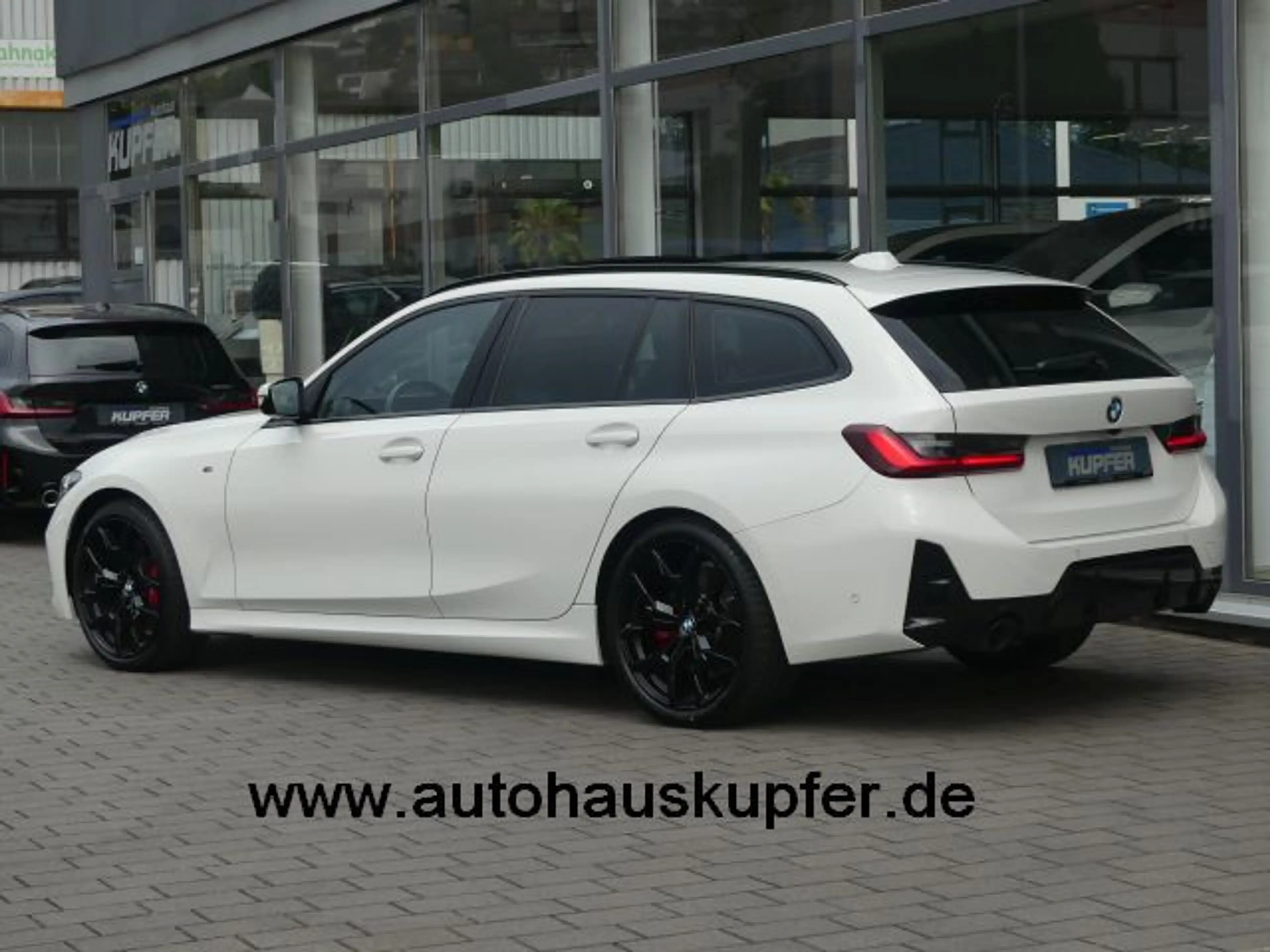 BMW 320 d xDrive Tou M Sport PRO AHK°ACC+PANO°-360° — photo 3