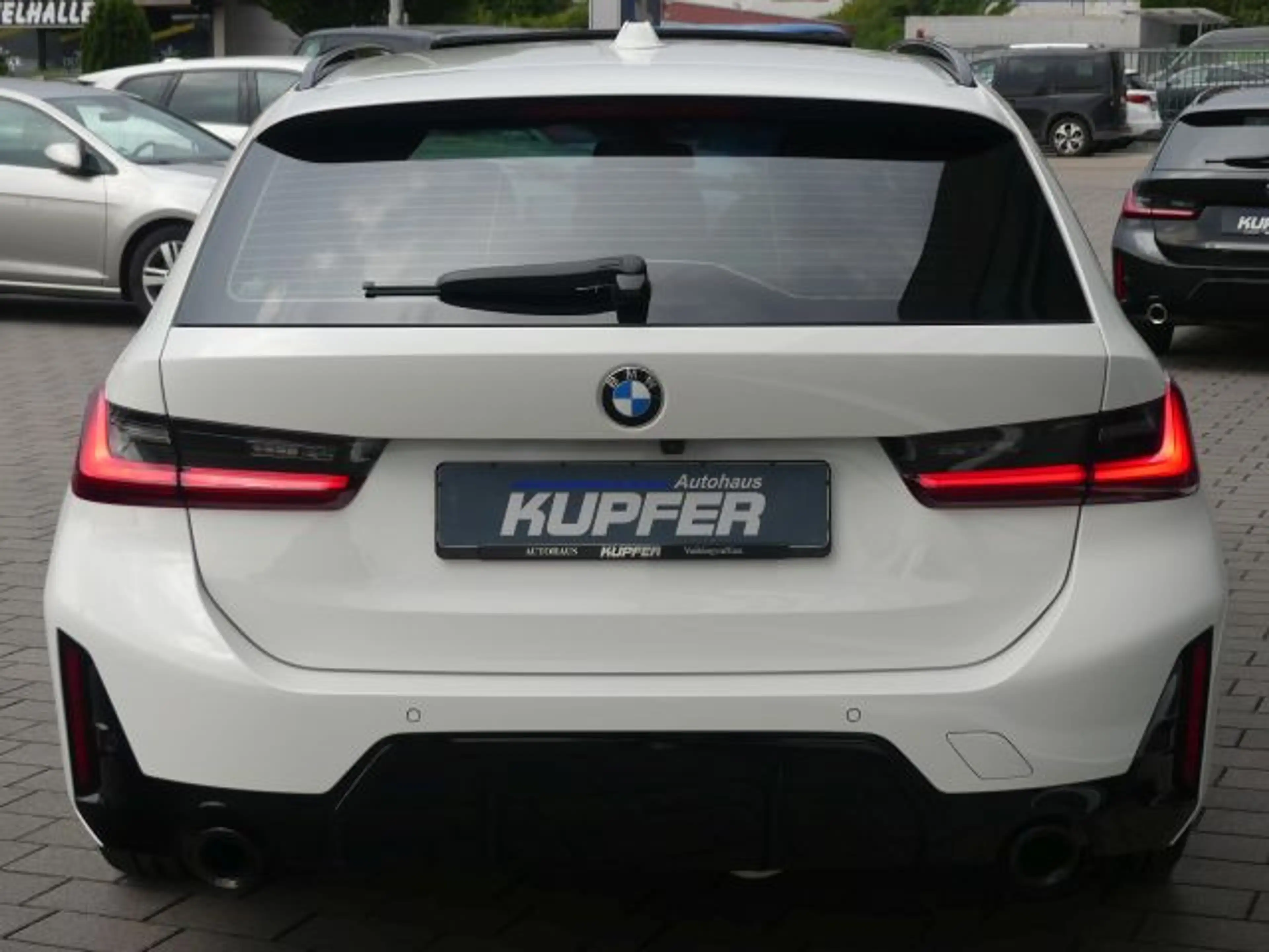 BMW 320 d xDrive Tou M Sport PRO AHK°ACC+PANO°-360° — photo 4