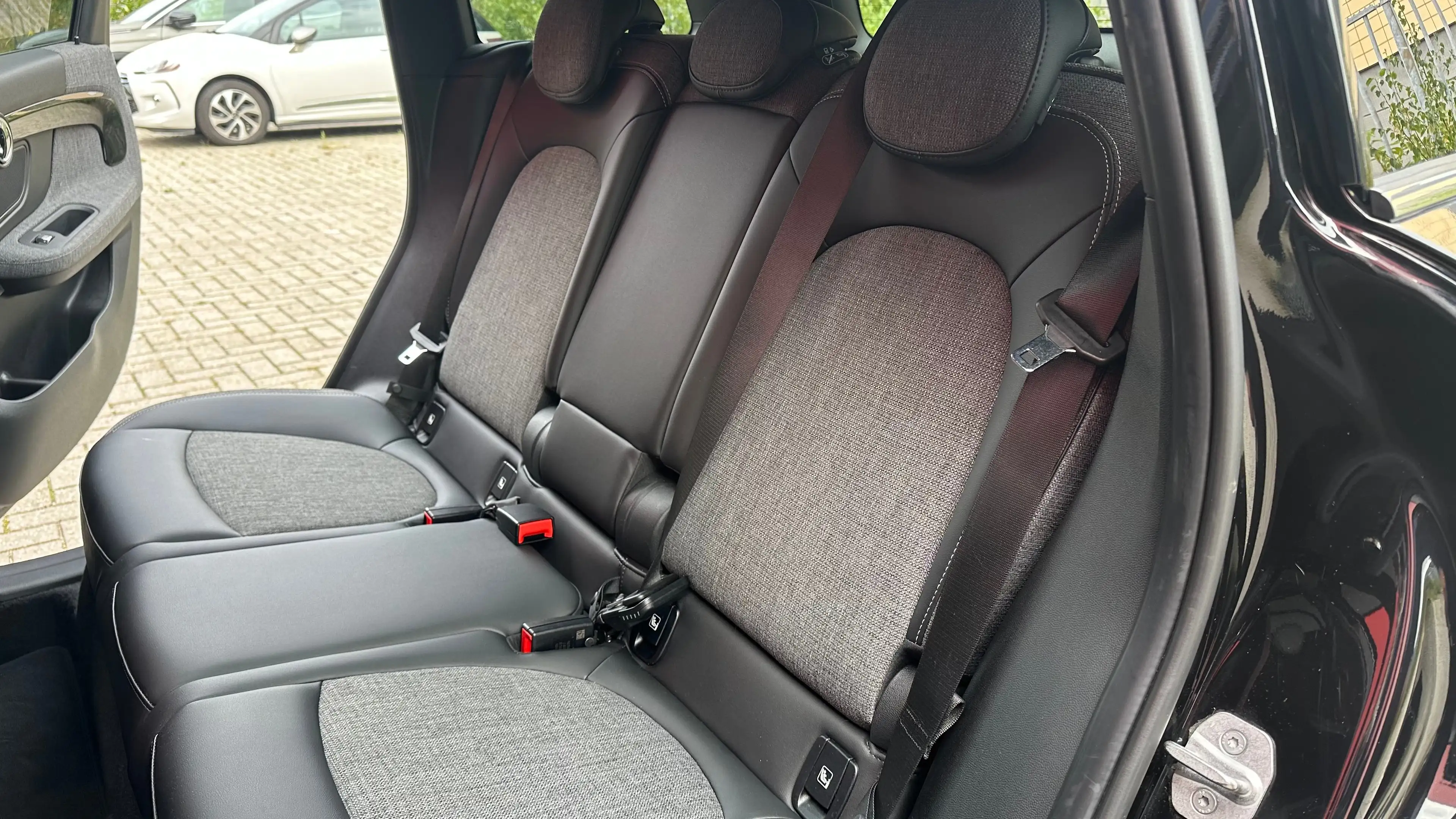 MINI Cooper SE Countryman 1.5 ALL4 Chili | Dealer onderhouden | Panoramadak — photo 32