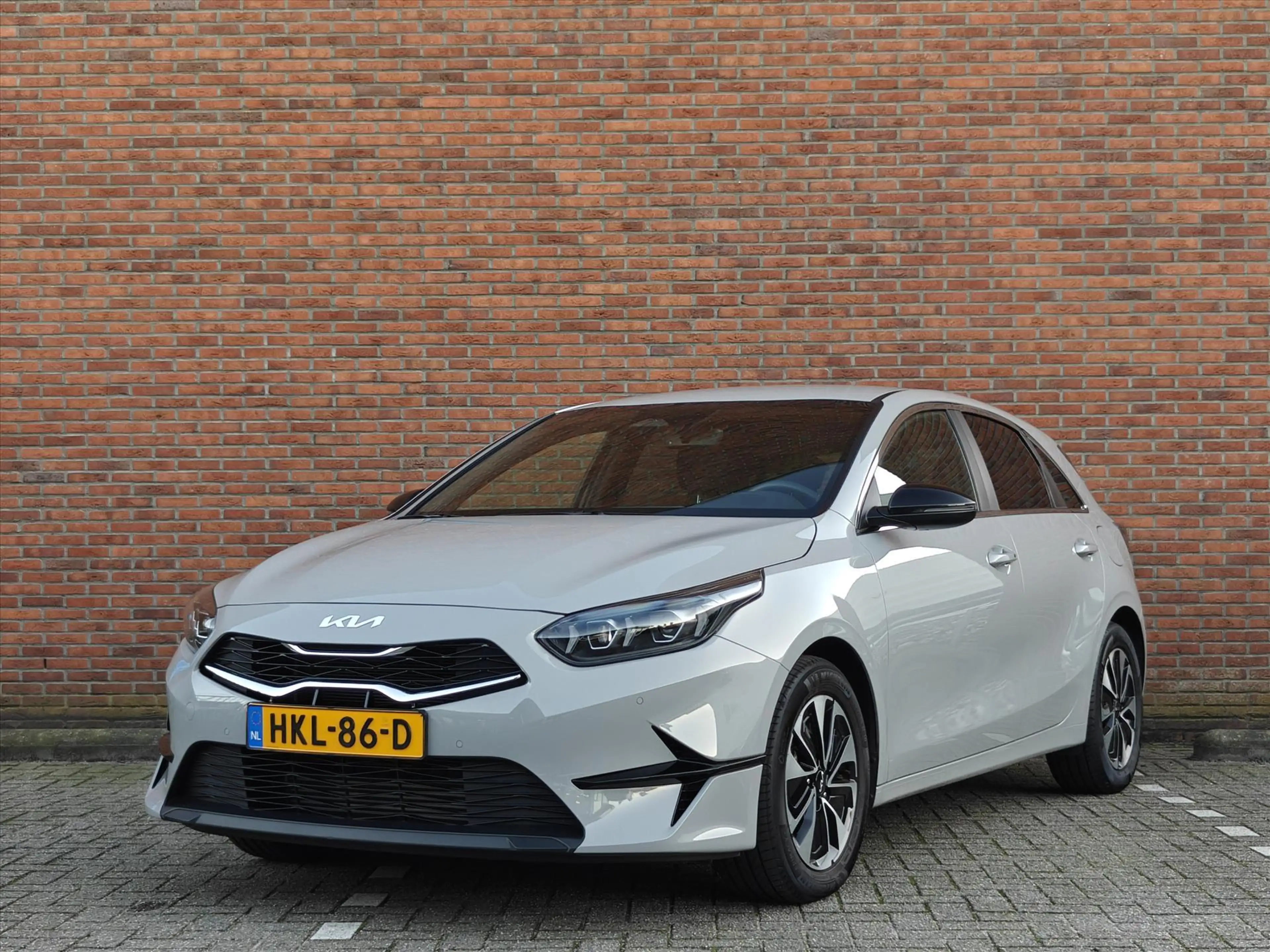 Kia Ceed / cee'd 1.0 T-GDi 100pk Design Edition | Navigatie | | Cli — photo 2