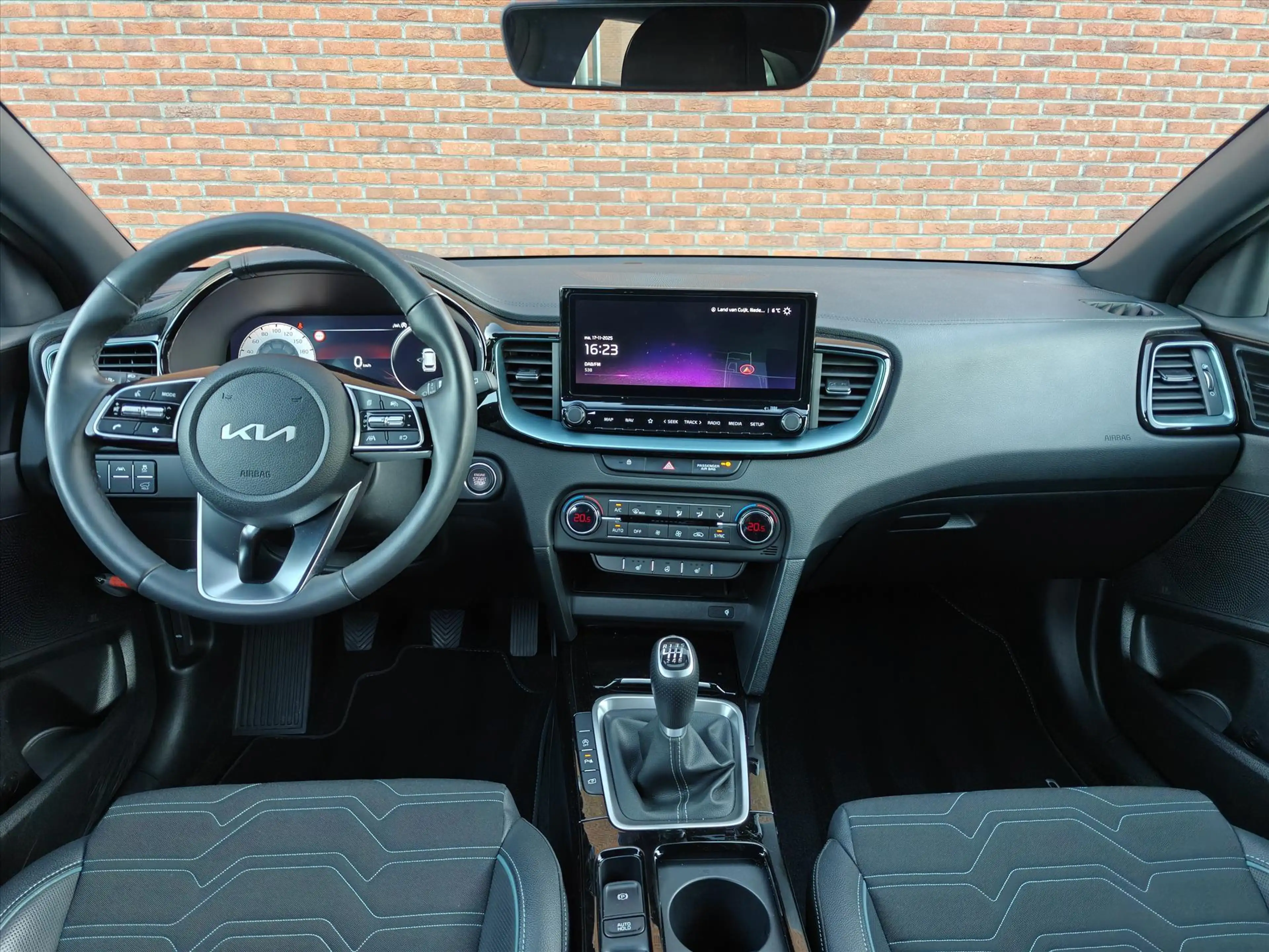 Kia Ceed / cee'd 1.0 T-GDi 100pk Design Edition | Navigatie | | Cli — photo 9