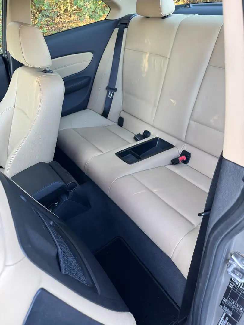 BMW 118 118 d Auriu - 2