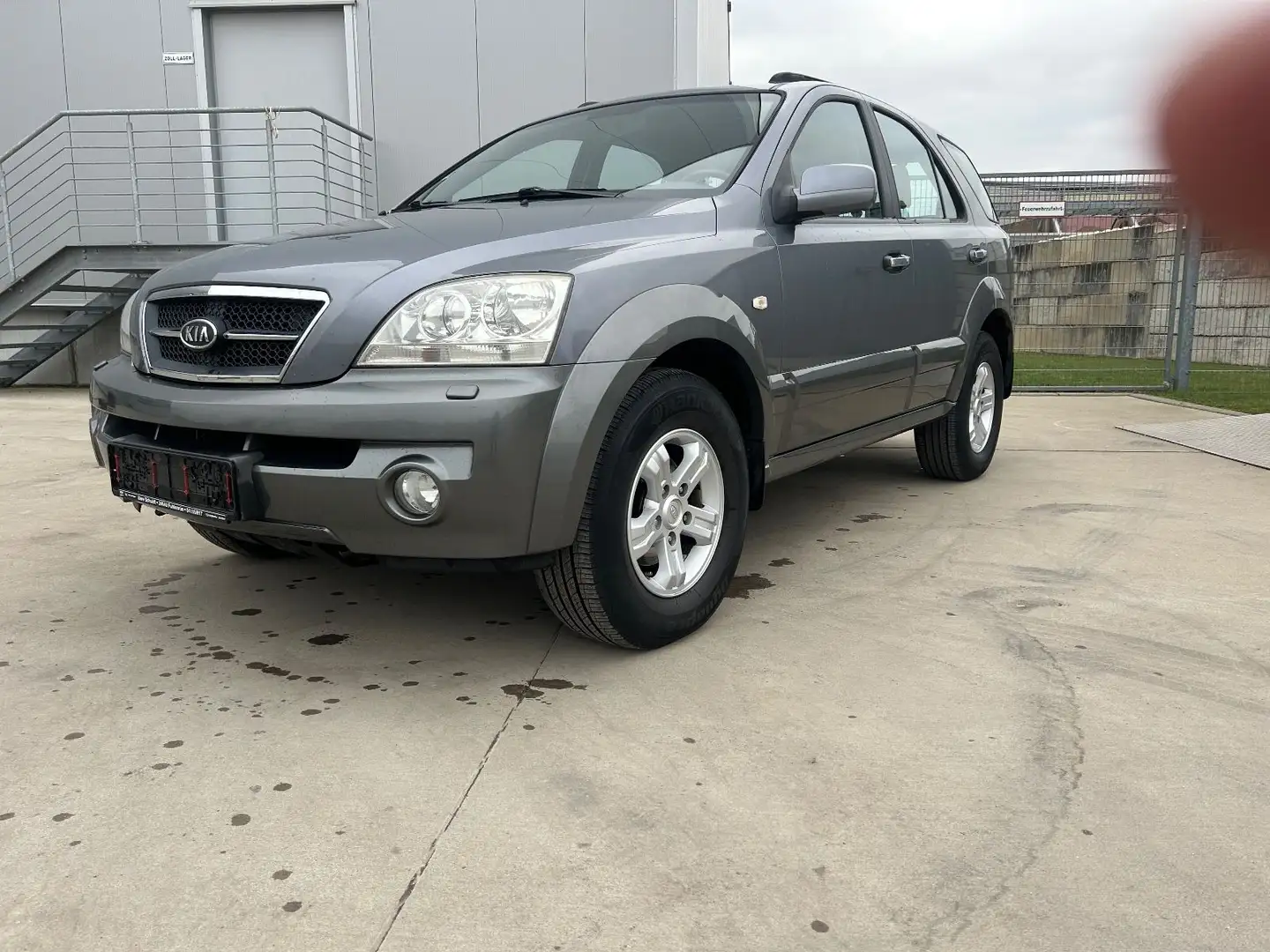 Kia Sorento 2.5 *AUTOMATIK*4X4 ALLRAD*TÜV 5-2027 Grau - 1