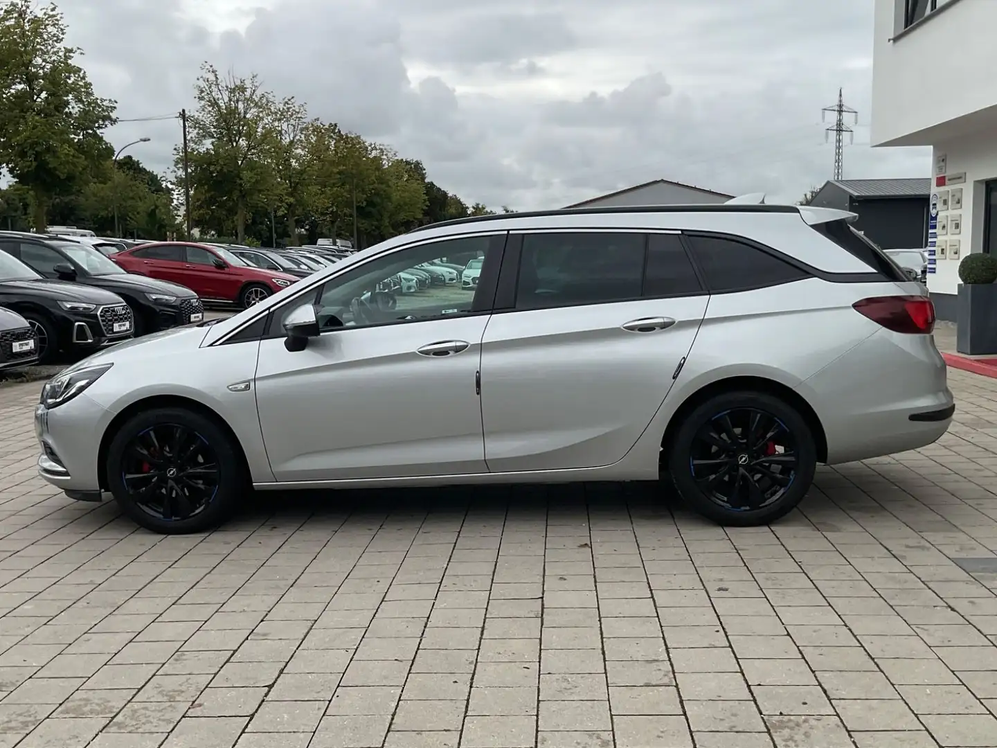 Opel Astra K Sports Tourer Edition ACC Navi PDC SHZ Grau - 2