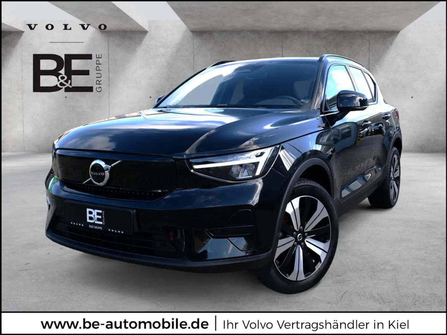 Volvo XC40 Core Recharge Pure Electric 2WD Noir - 1