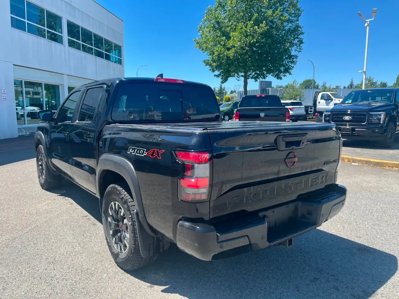 Nissan Frontier снимка Nissan Frontier