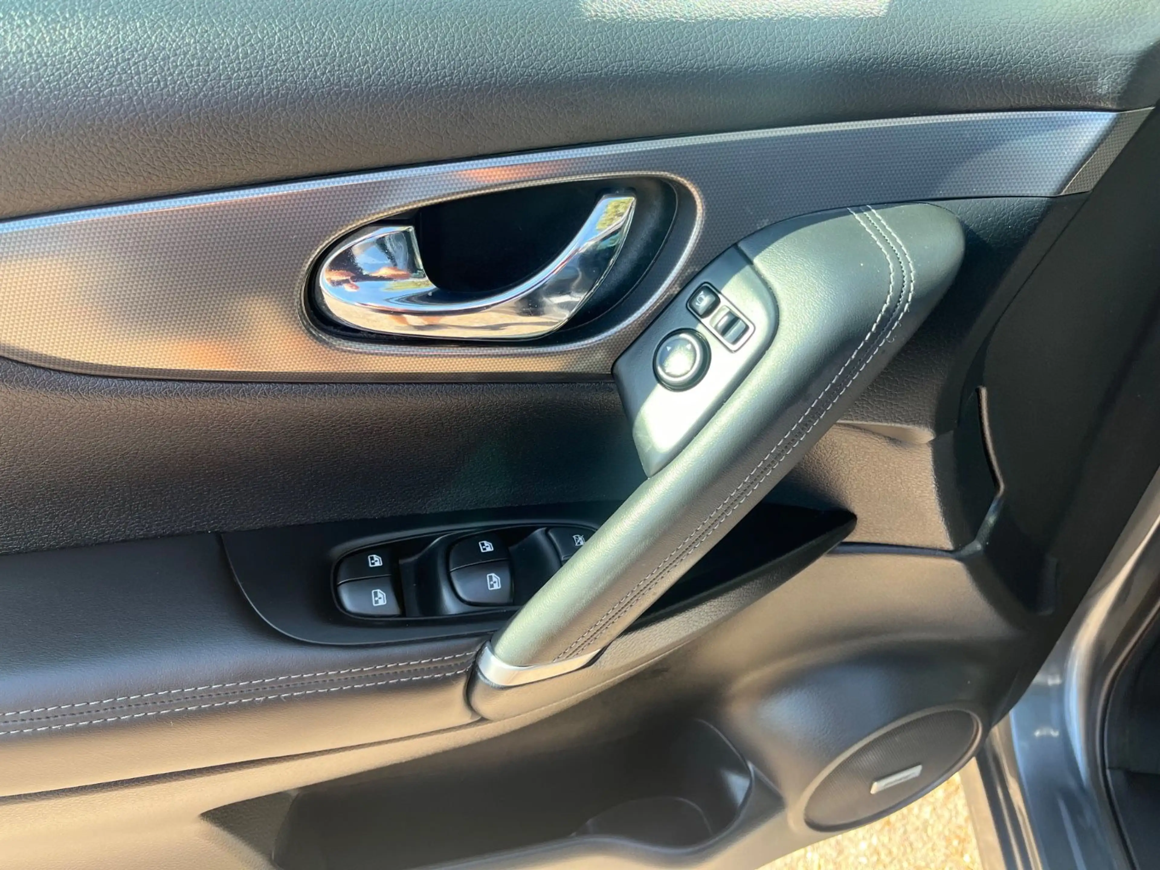 Nissan Qashqai Tekna — photo 12