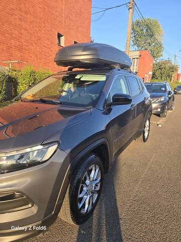 Imagine Jeep Compass 1.3 Turbo 4x2 Blackstar DDCT