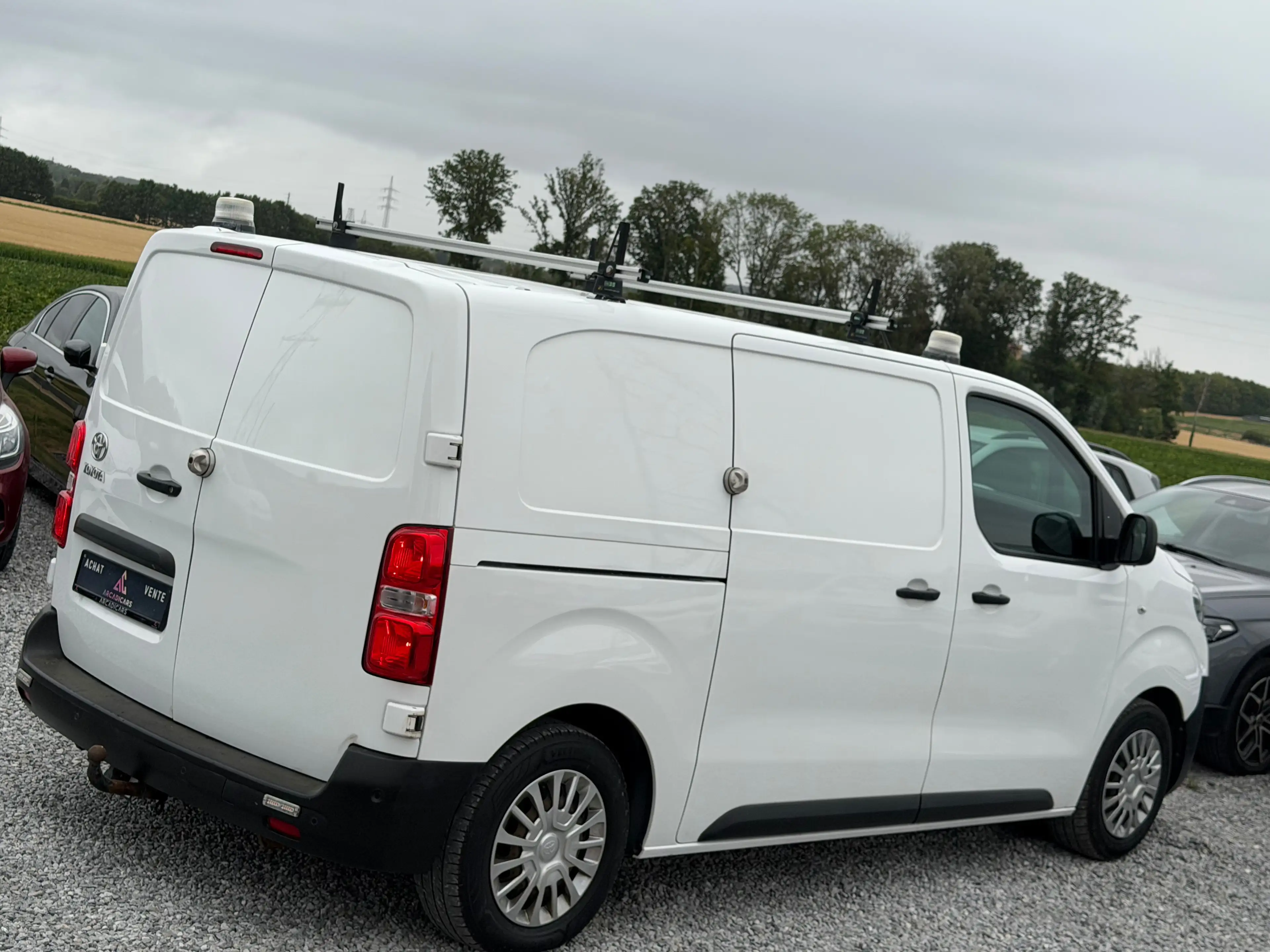 Peugeot Expert 3 PLACES - CARPLAY - CAMERA - ATT REMORQUE - TVAC — photo 8