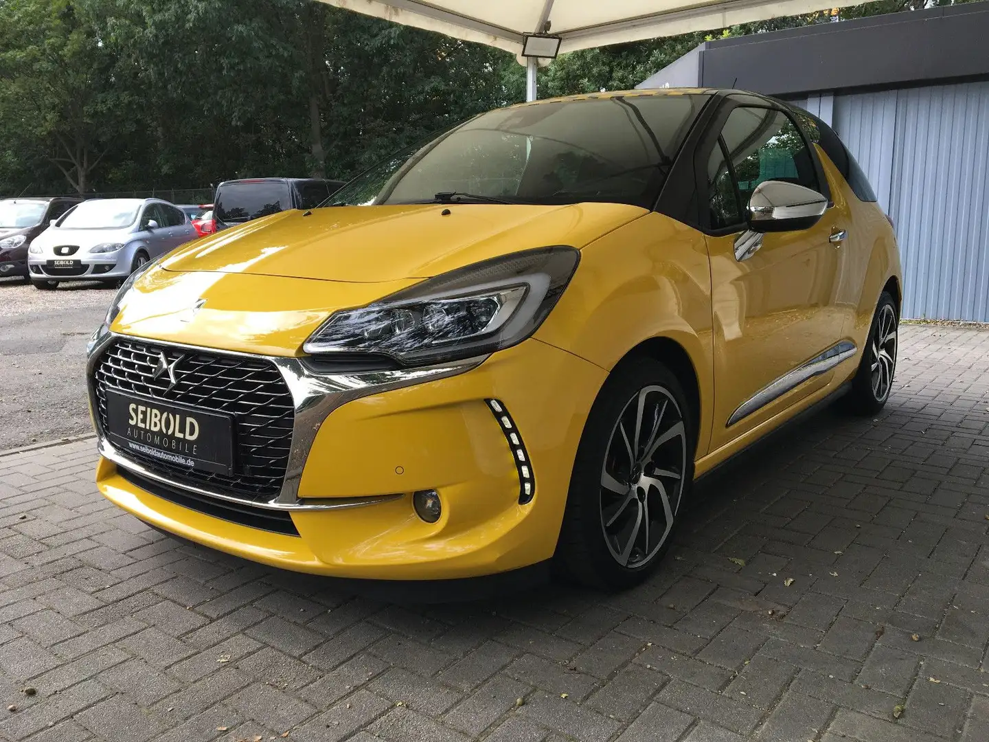 Citroen DS3 DS 3/1.6 THP Sport Chic/Navi/Apple-Car/Temp Gelb - 1