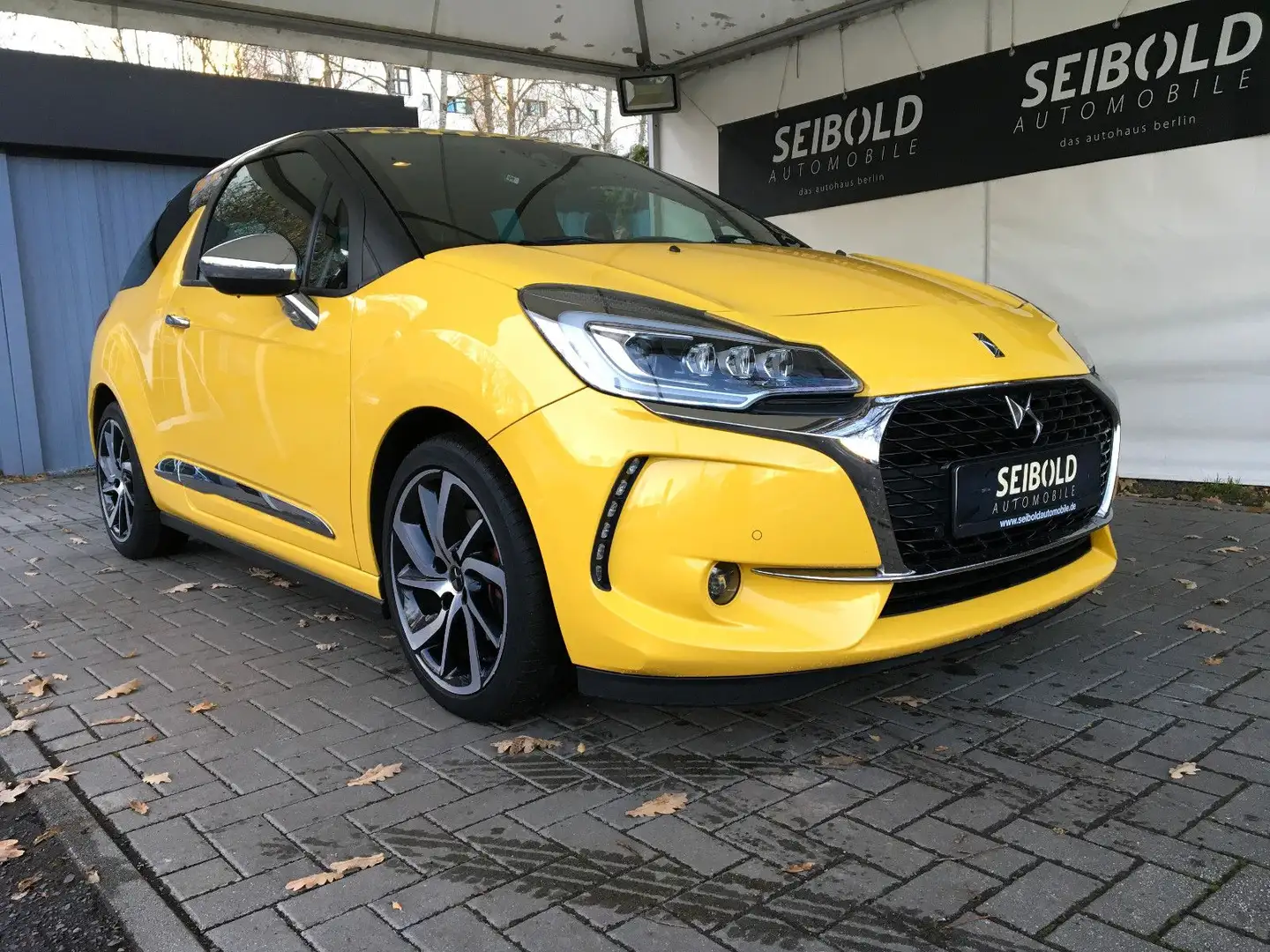 Citroen DS3 DS 3/1.6 THP Sport Chic/Navi/Apple-Car/Temp Gelb - 2