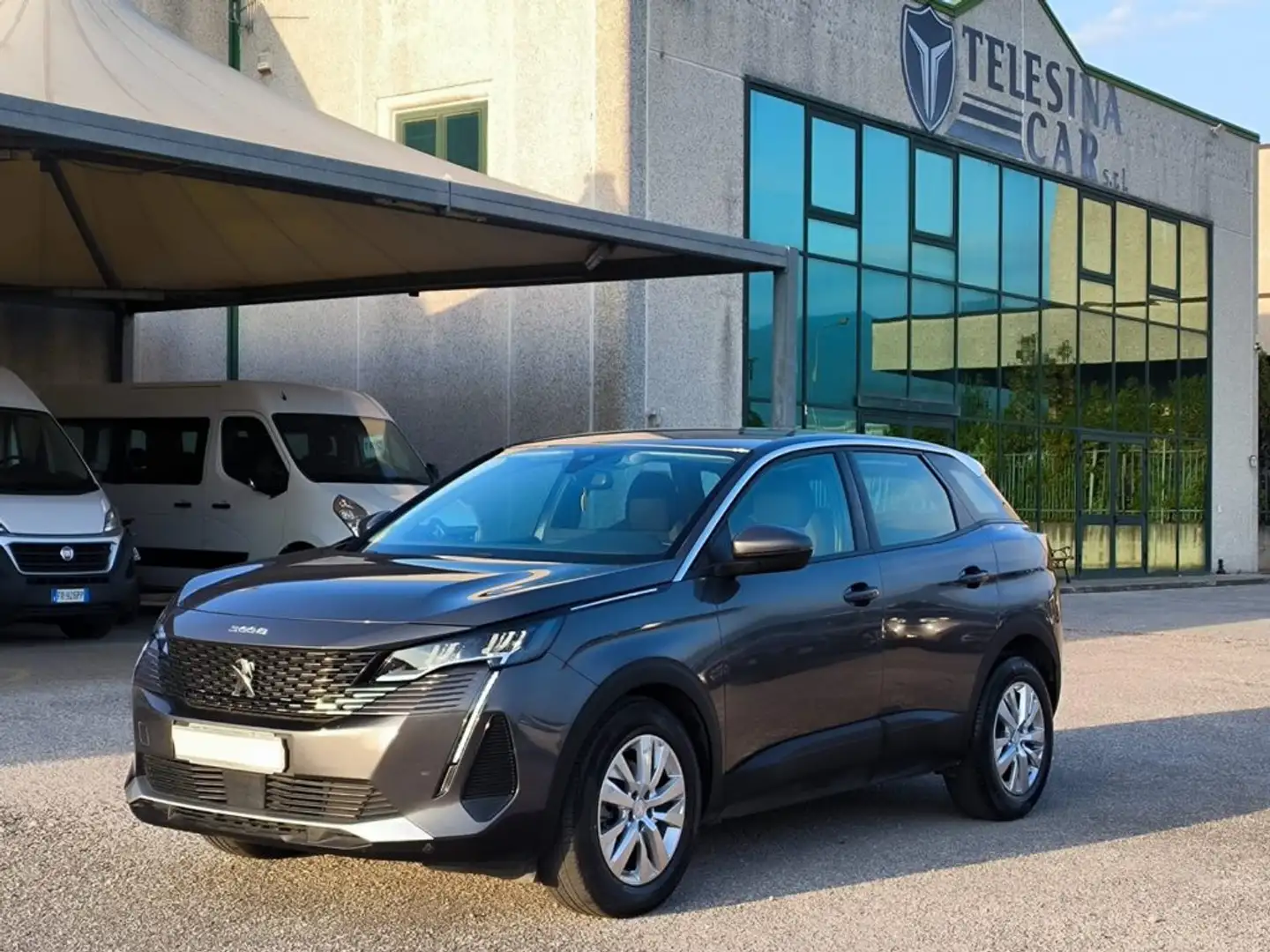 Peugeot 3008 1.5 BlueHDi 130CV N1 AUTOCARRO 5 POSTI Grigio - 2