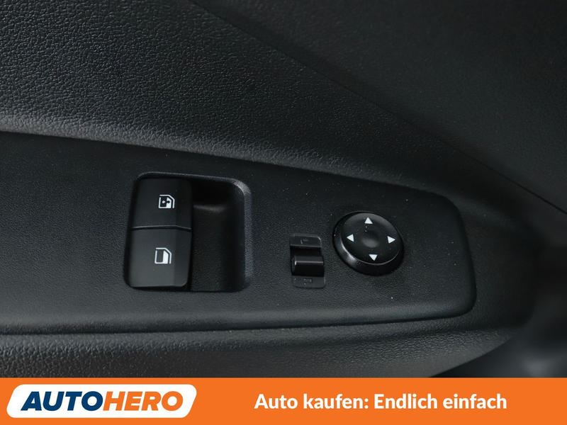 Hyundai i10 1.2 Trend *PDC*SHZ*LHZ*ALU*START/STOP* — photo 27
