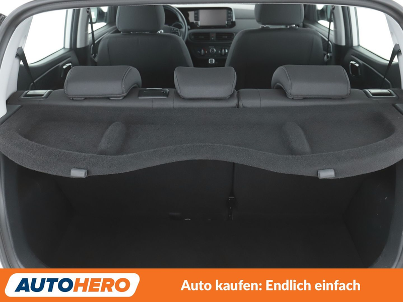 Hyundai i10 1.2 Trend *PDC*SHZ*LHZ*ALU*START/STOP* — photo 17