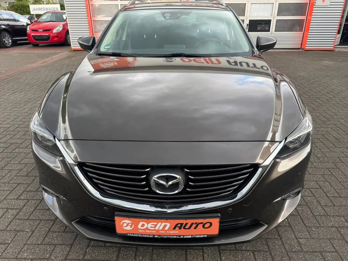 Mazda 6 Kombi Exclusive-Line Grau - 2