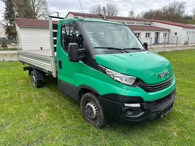 Imagine Iveco Daily 35-120