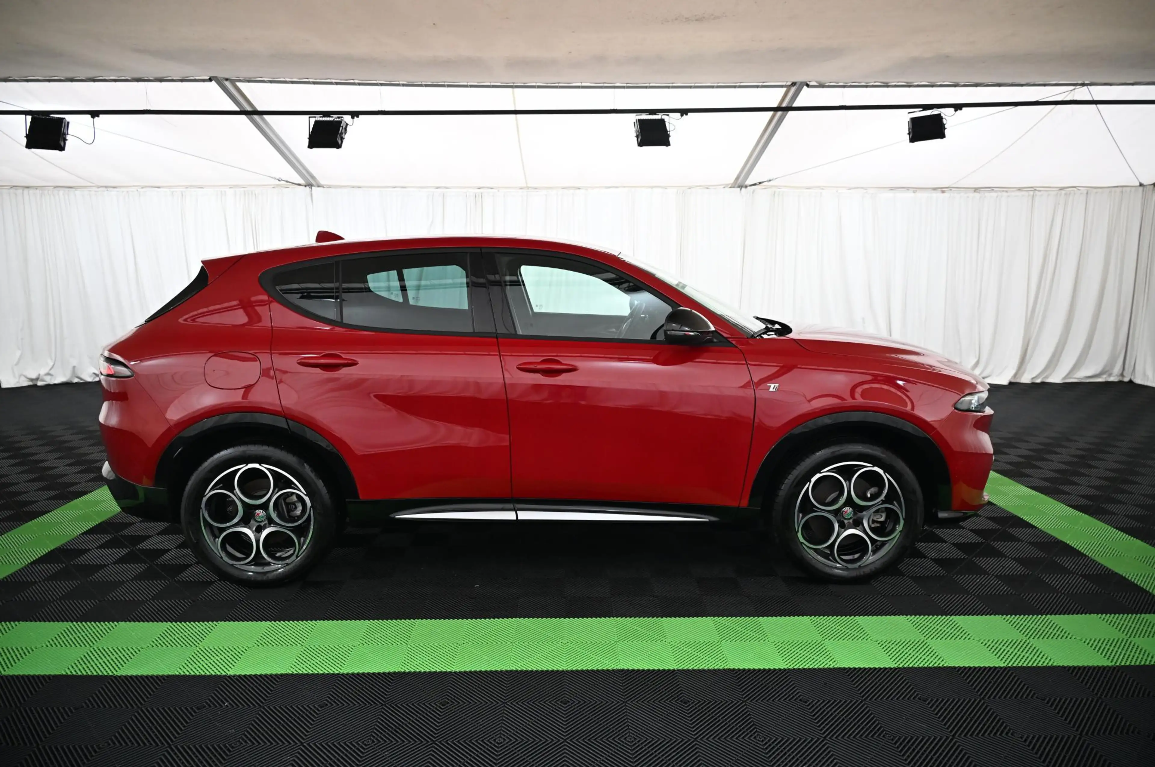 Alfa Romeo Tonale 1.3 PHEV 280 Q4 Ti LED/NAVI/ACC/KAMERA/18 — photo 8