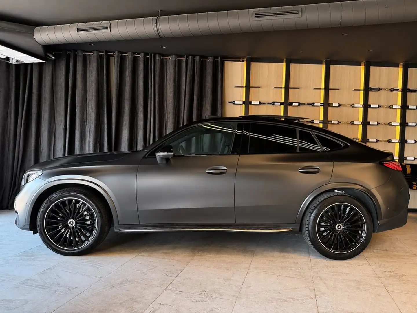 Mercedes-Benz GLC 200 4MATIC Gris - 2