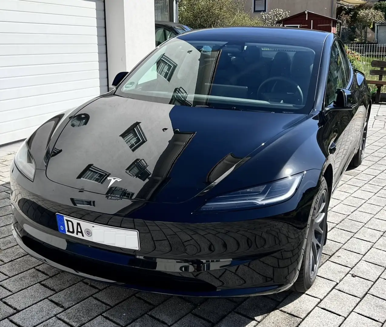 Tesla Model 3 Highland, schwarz/schwarz, Garantie Schwarz - 1