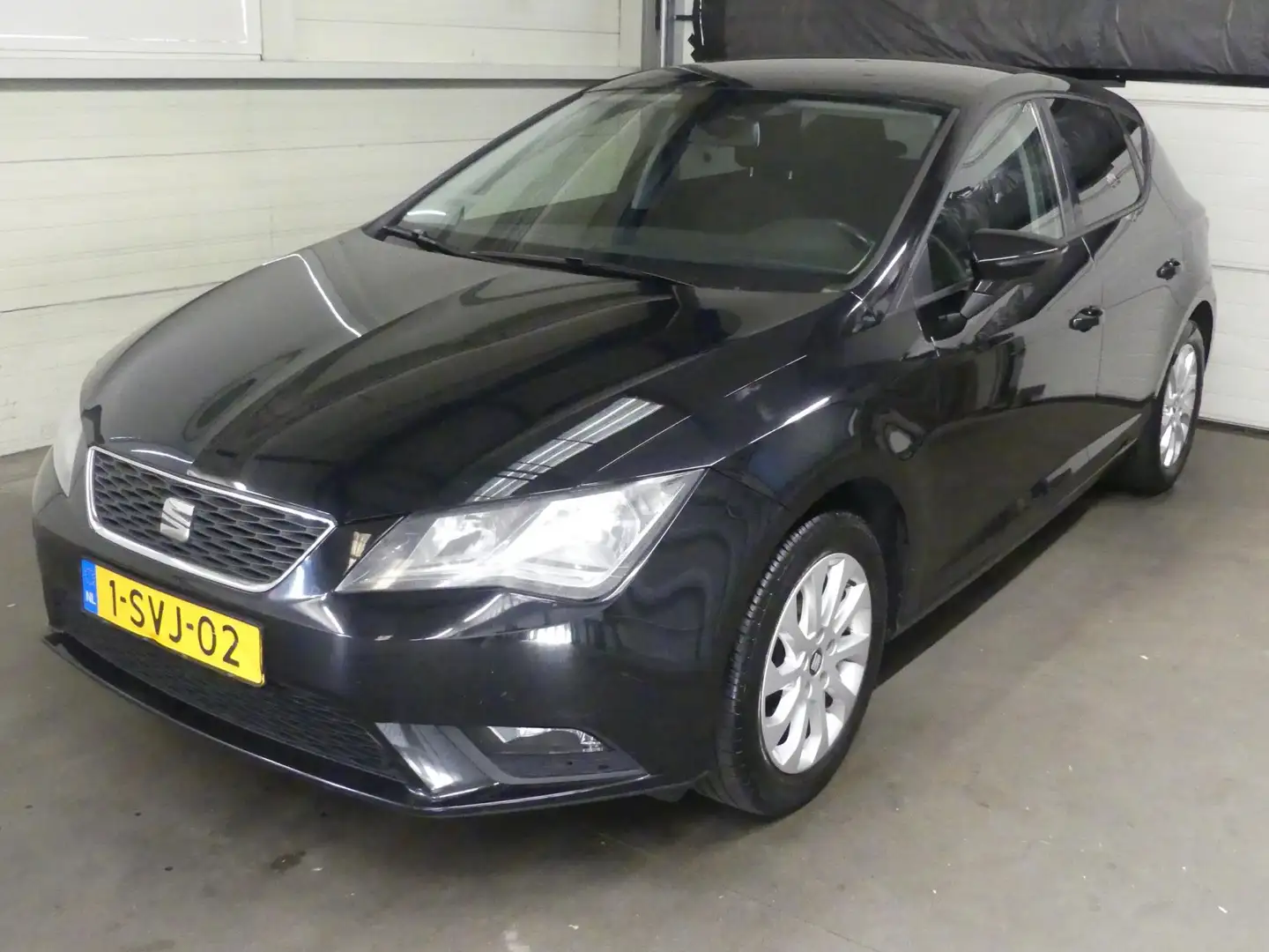 SEAT Leon 1.2 TSI Style - Cruise Control - Navigatie - Mooie Zwart - 1
