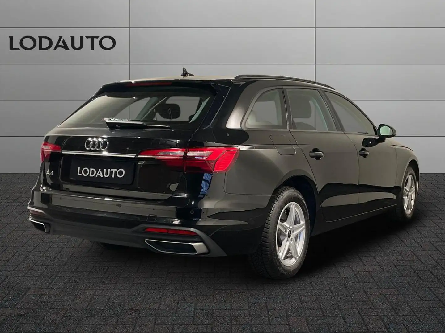 Audi A4 Avant 35 TDI/163 CV S tronic Business Advanced Nero - 2
