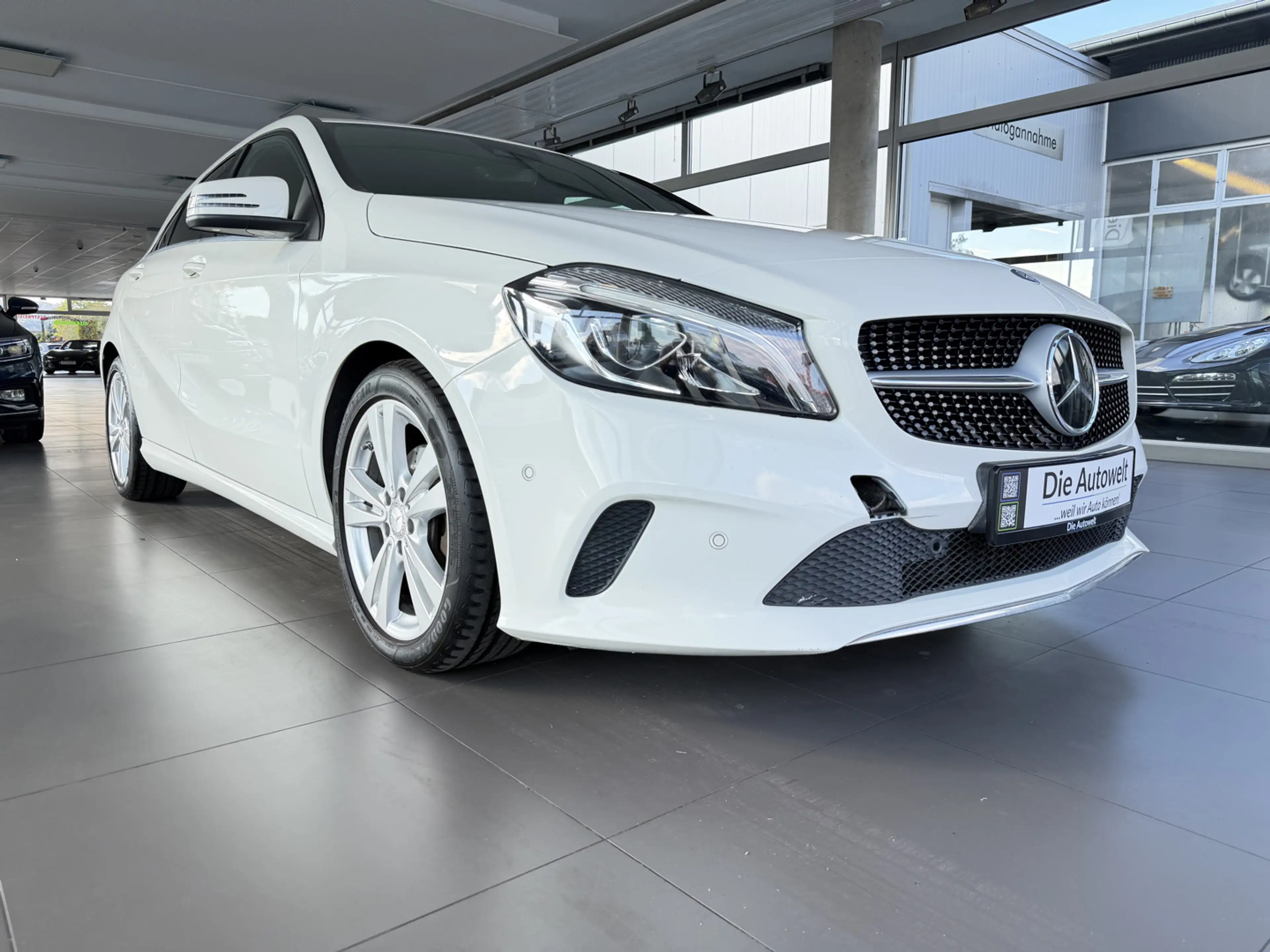 Mercedes-Benz A 200 CDI 4M AUT LEDER NAVI LED R-KAM KLIMA PDC SHZG