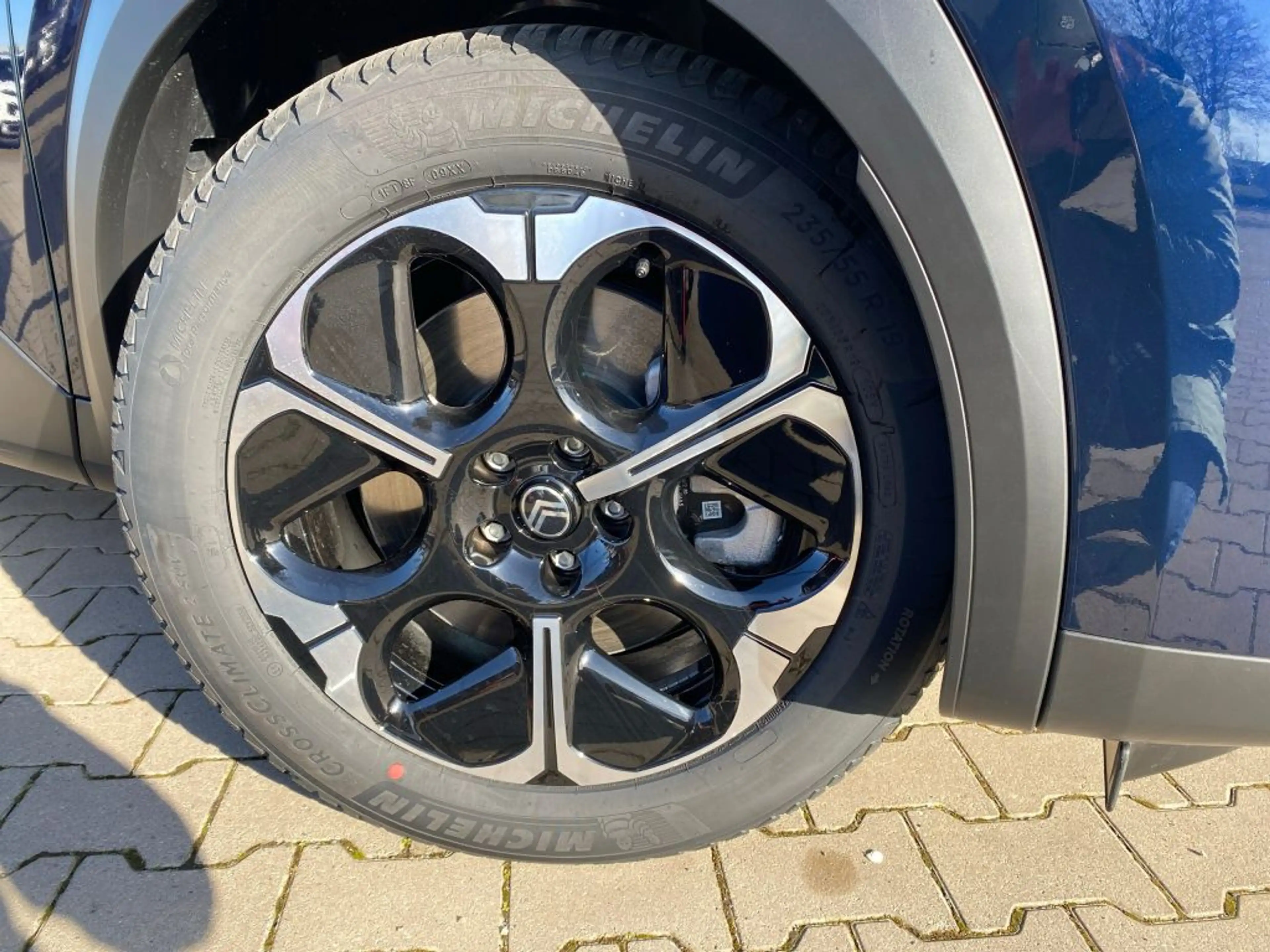 Citroen C5 Aircross Plug-In-Hybrid 225 MAX *beh. Frontsch*Allwetterrei — photo 7