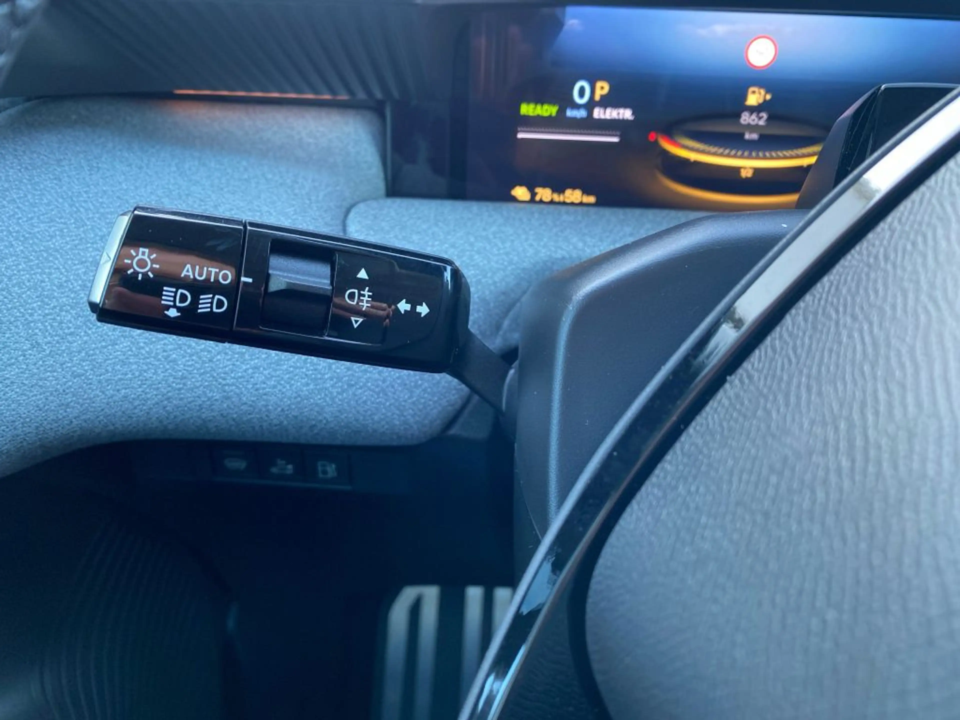 Citroen C5 Aircross Plug-In-Hybrid 225 MAX *beh. Frontsch*Allwetterrei — photo 14